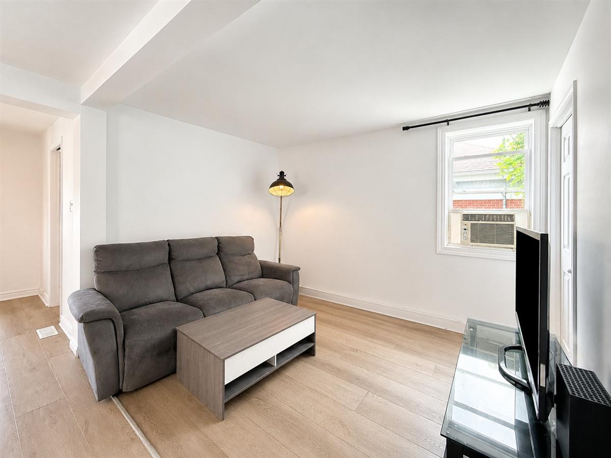 Vue 9 de la propriété réf. 11861460 – 1506 Rue Murray J4T 1C7