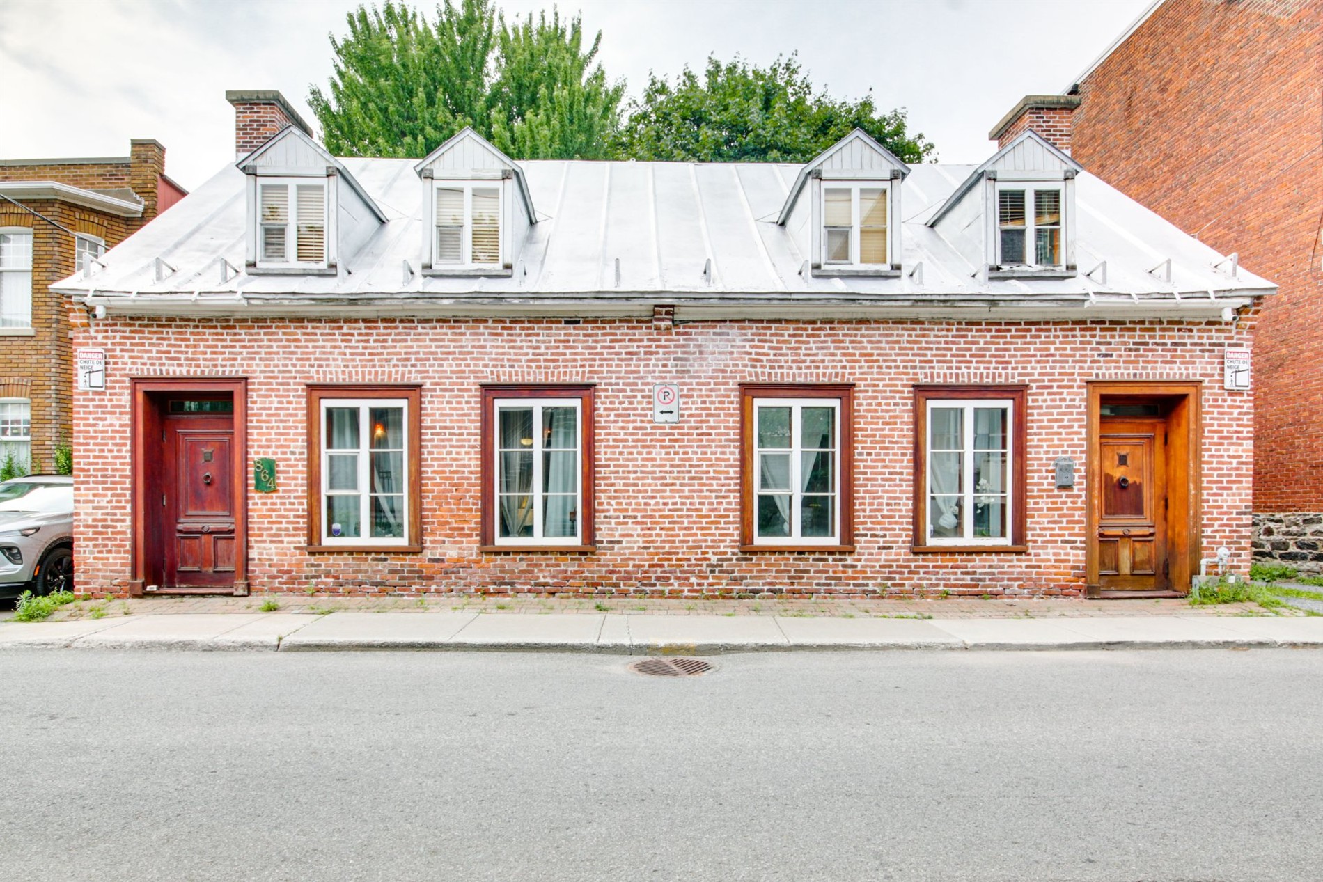 864-870 Rue du Haut-Boc — photo 2