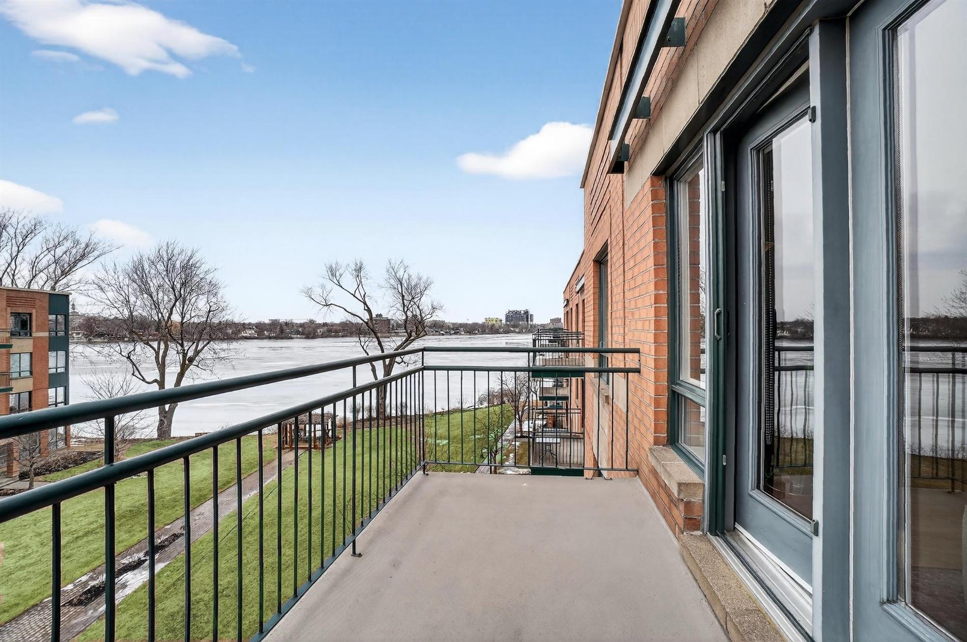410-11825B Av. Norwood — photo 1