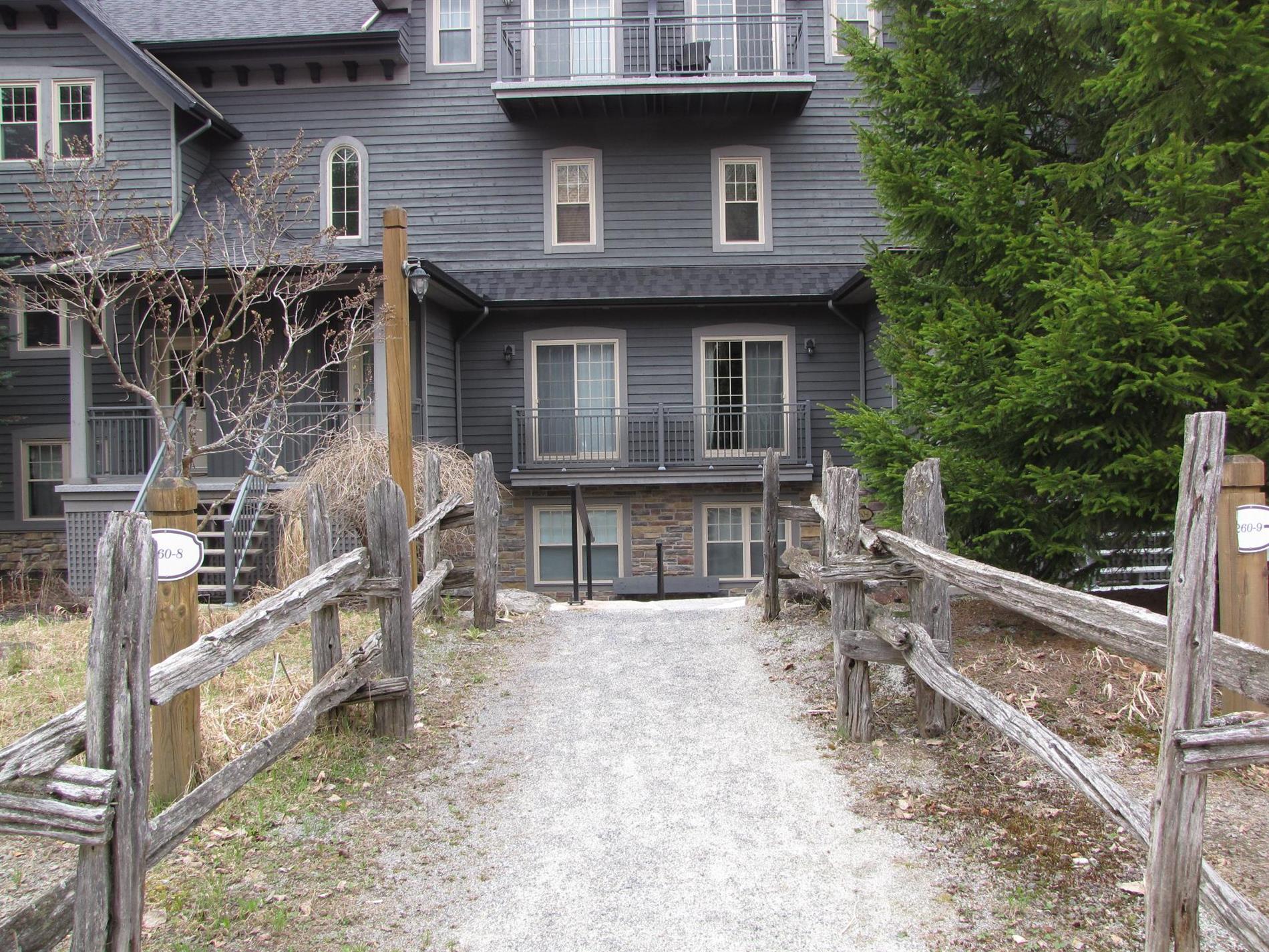 6-260 Rue du Mont-Plaisant — photo 3