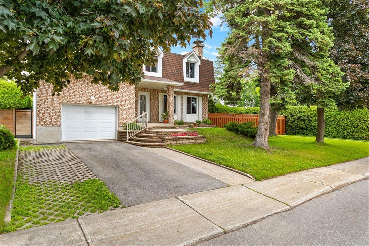 Maison à étages - 120 Rue Biermans, Laval (Chomedey)