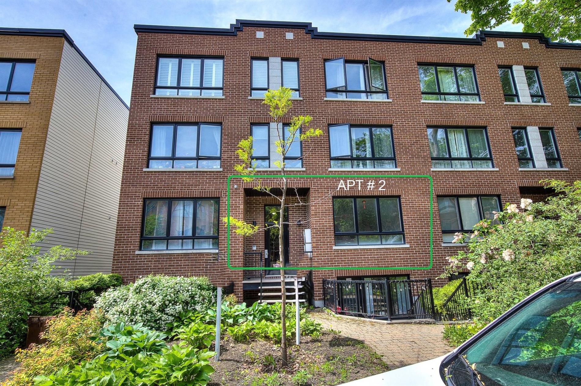 2560 Rue Sicard — photo 1