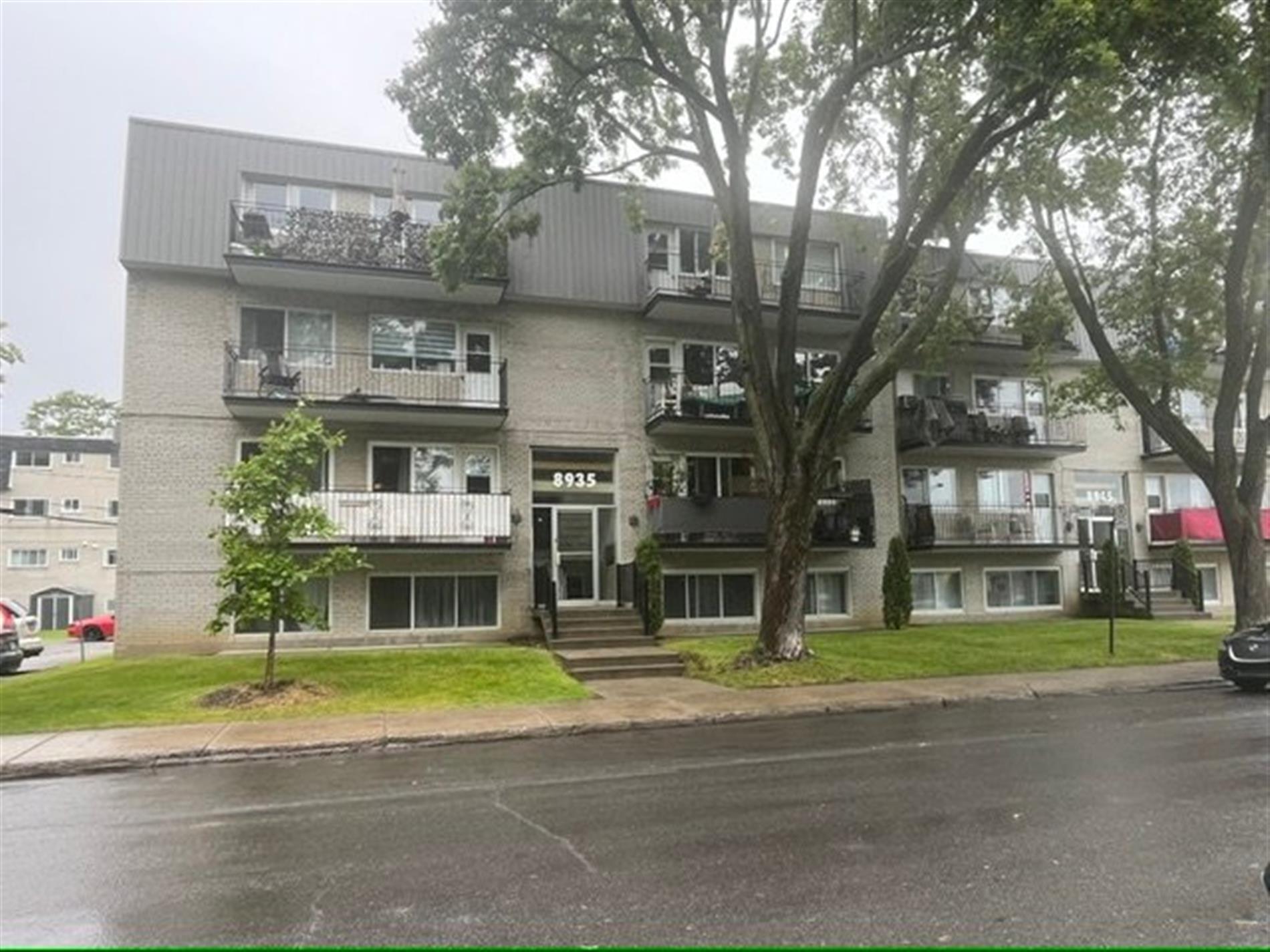 8935-8945 Av. Éric — photo 2