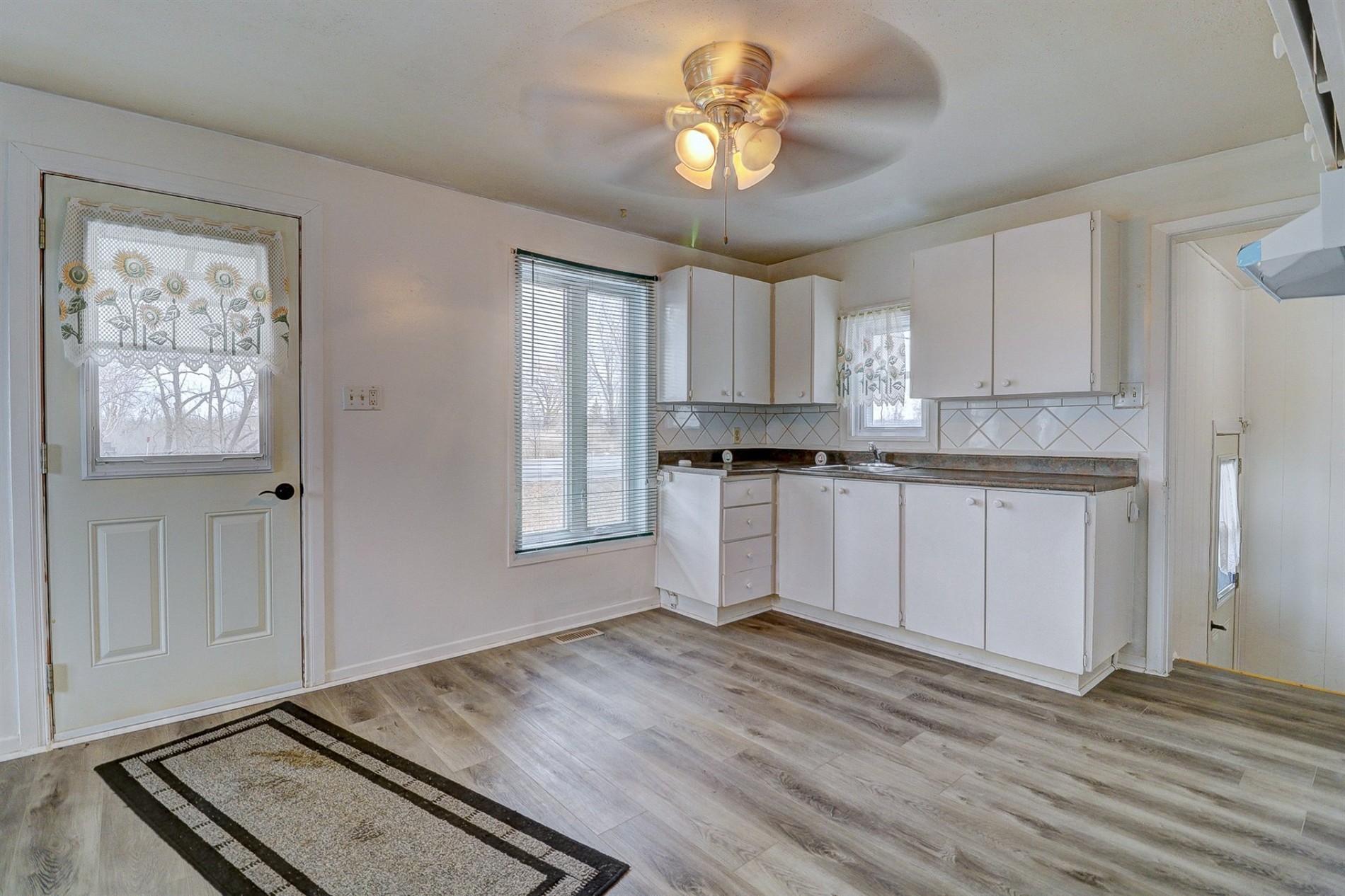 1911 Boul. Maloney E. — photo 3