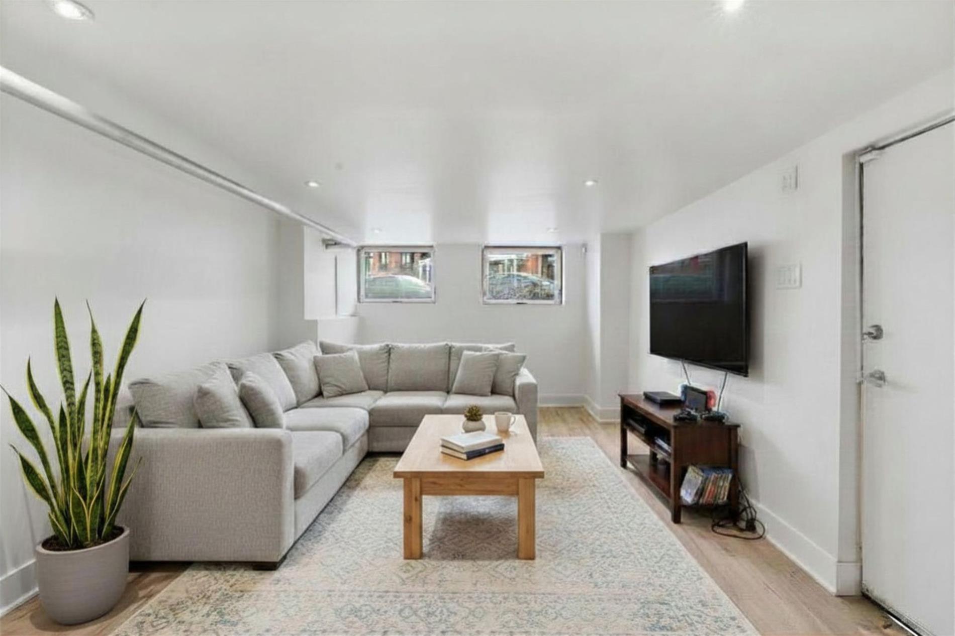 A-655 Av. Victoria — photo 2