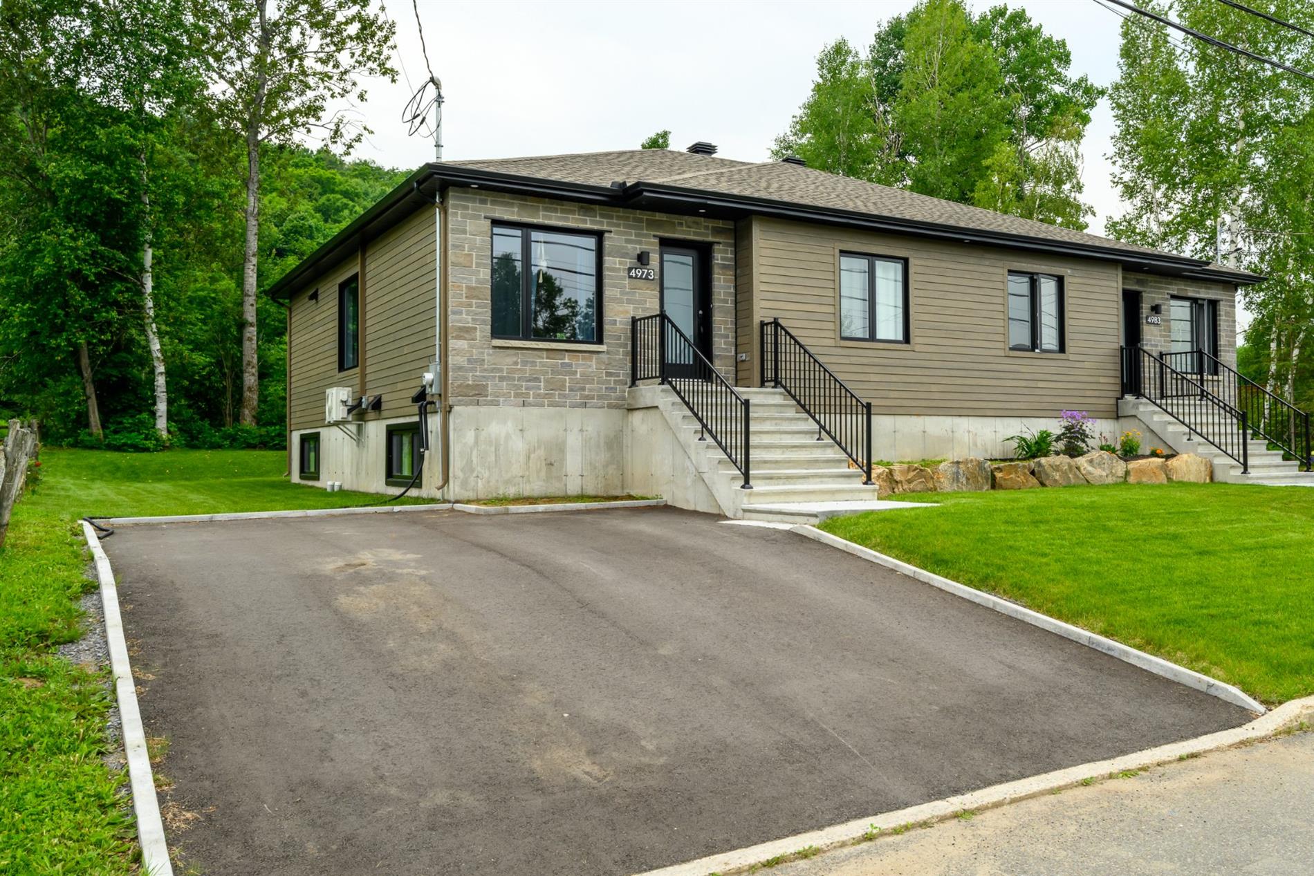 4973 Rue Eugène-Dumas — photo 2
