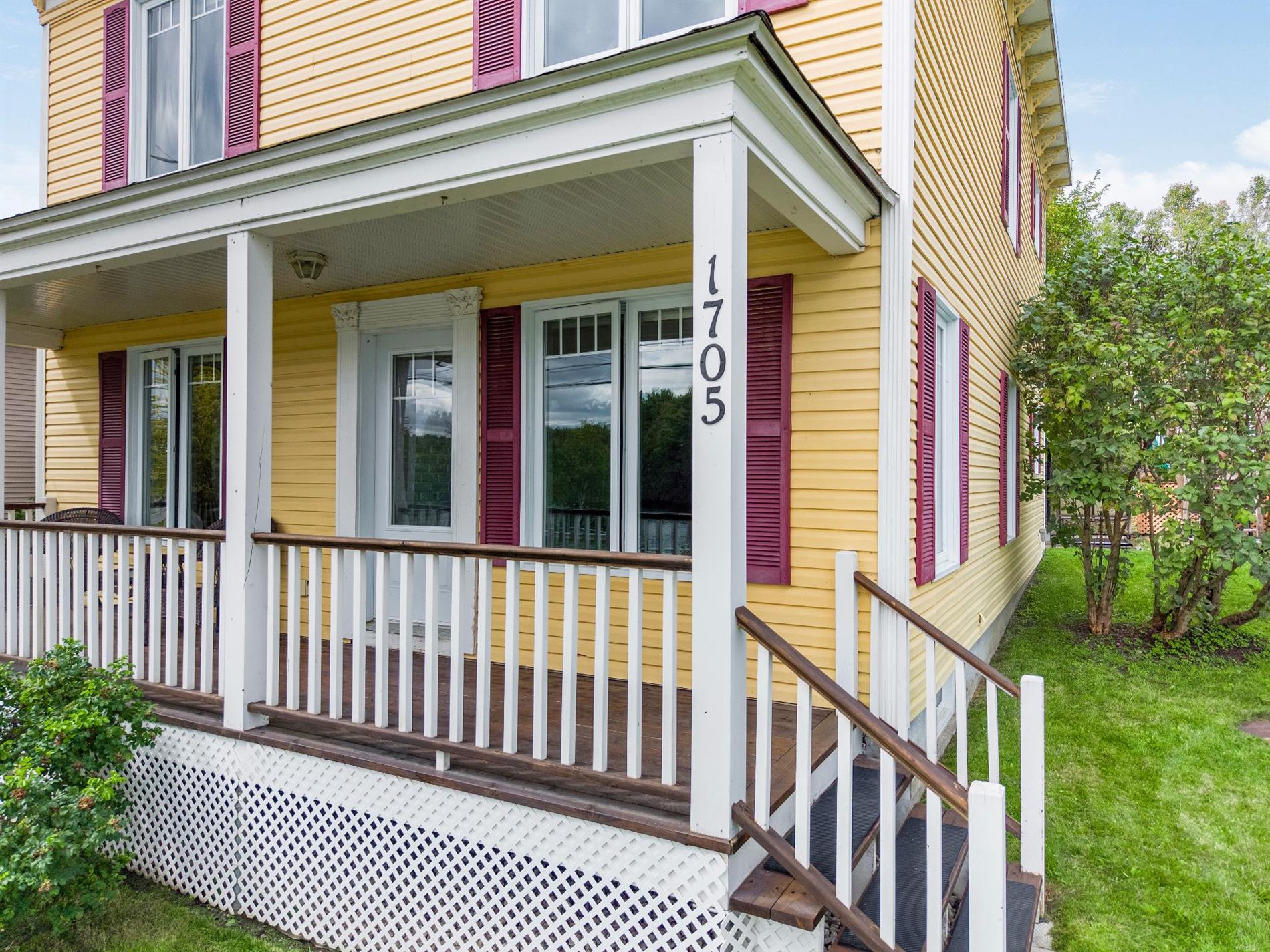 1705 Rue St-Patrice E. — photo 3