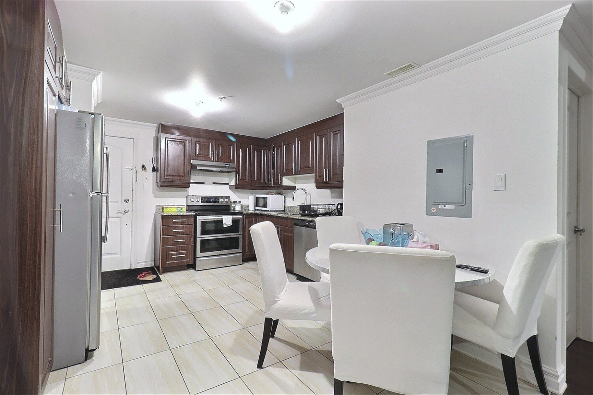 207-10425 Boul. Gouin O. — photo 1