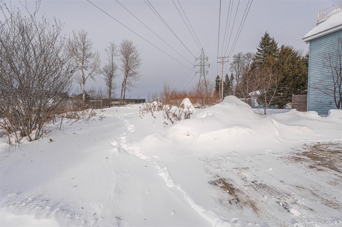 Photo 32