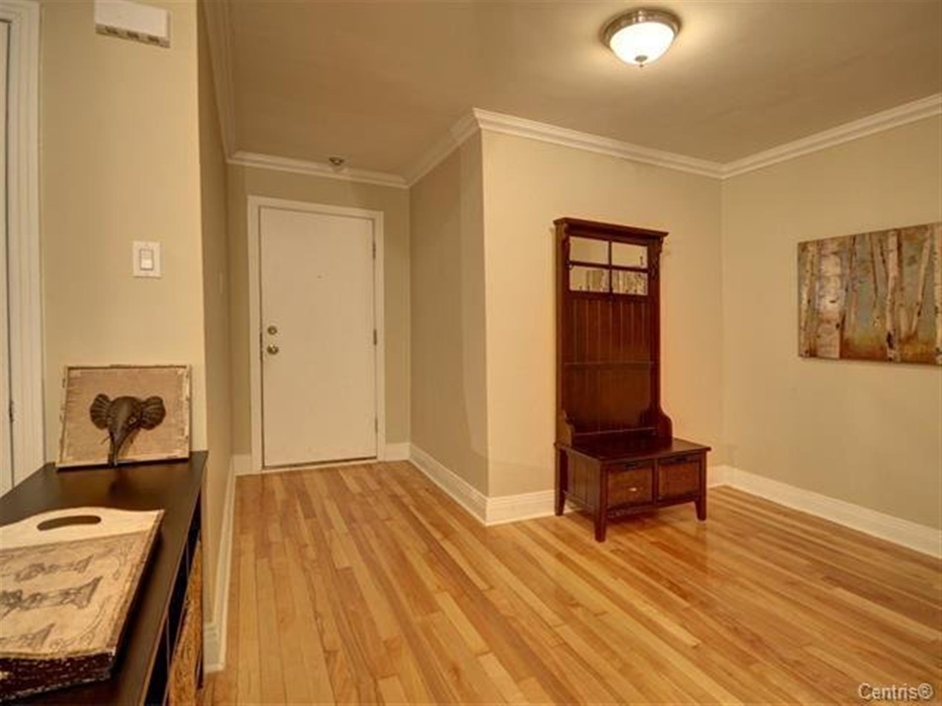 5-5820 Place Decelles — photo 2