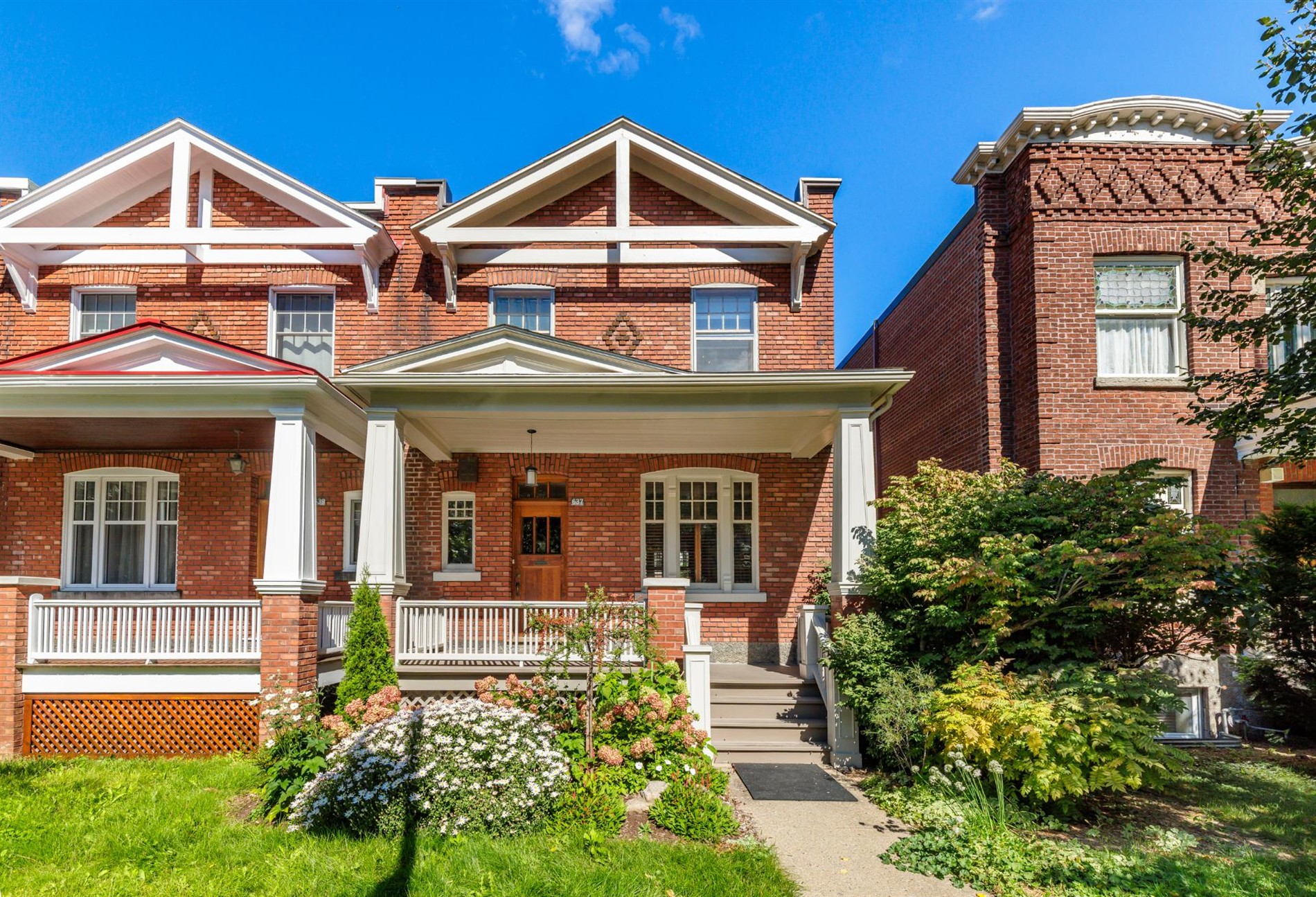 637 Av. Davaar — photo 1