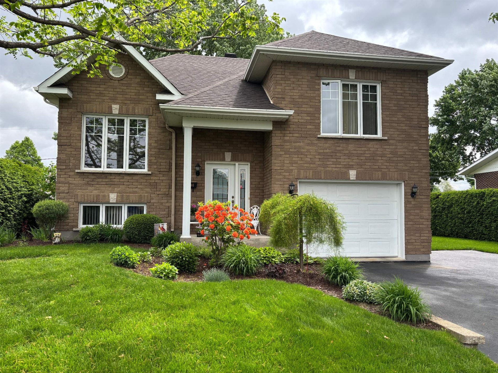 6340 Av. Durocher — photo 1