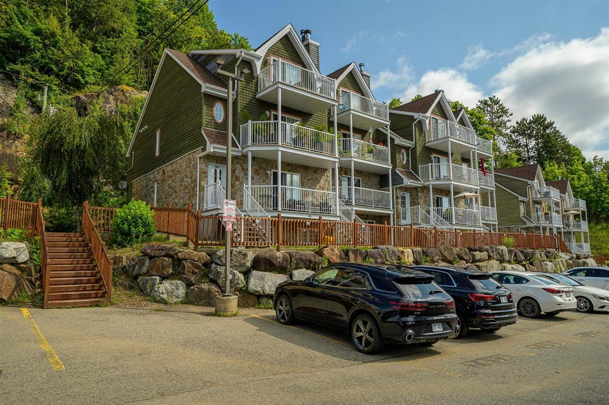 Apartment / Condo - 743A Rue Principale, Saint-Sauveur