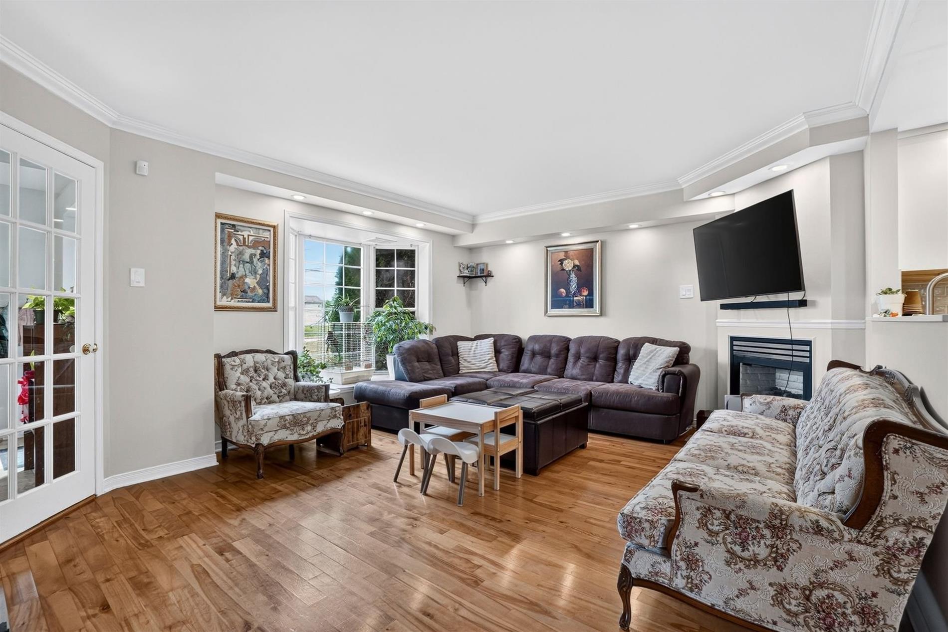 2395 Av. Albert-Murphy — photo 1