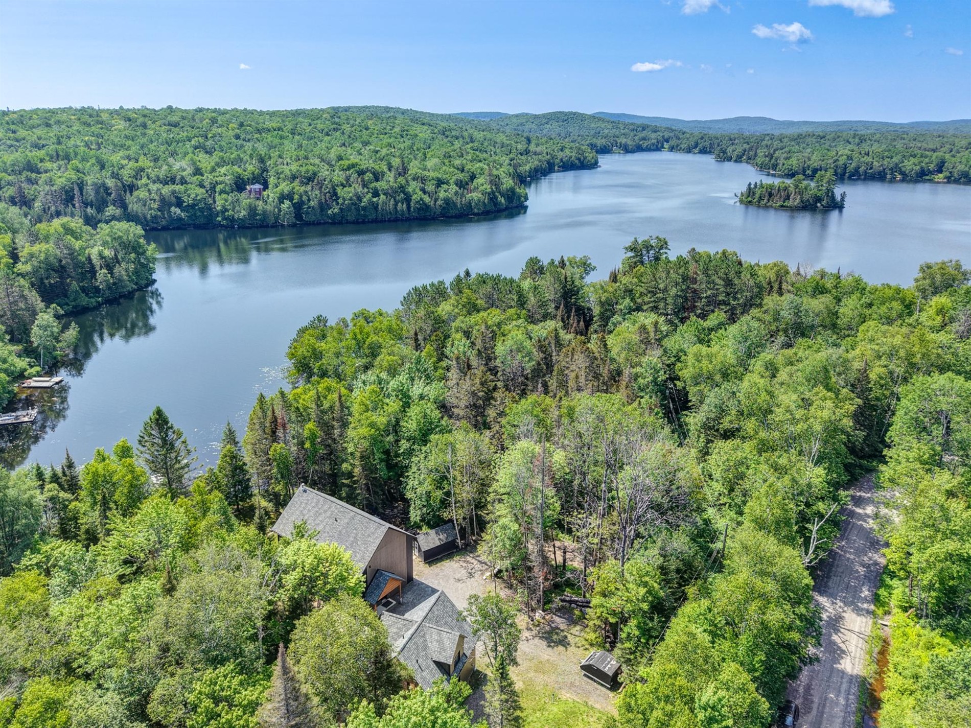 1010 Ch. du Lac-Marsan E. — photo 3