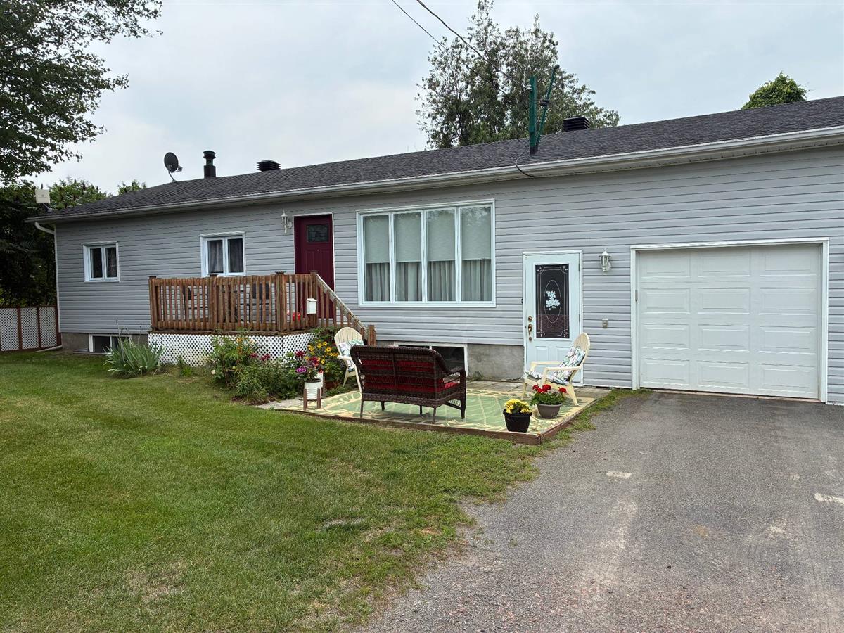 Maison de plain-pied - 1589 Route 148, Grenville