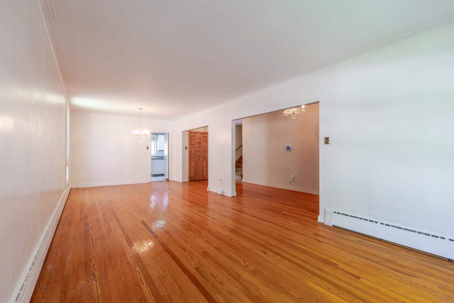 180 Av. Glengarry — photo 3