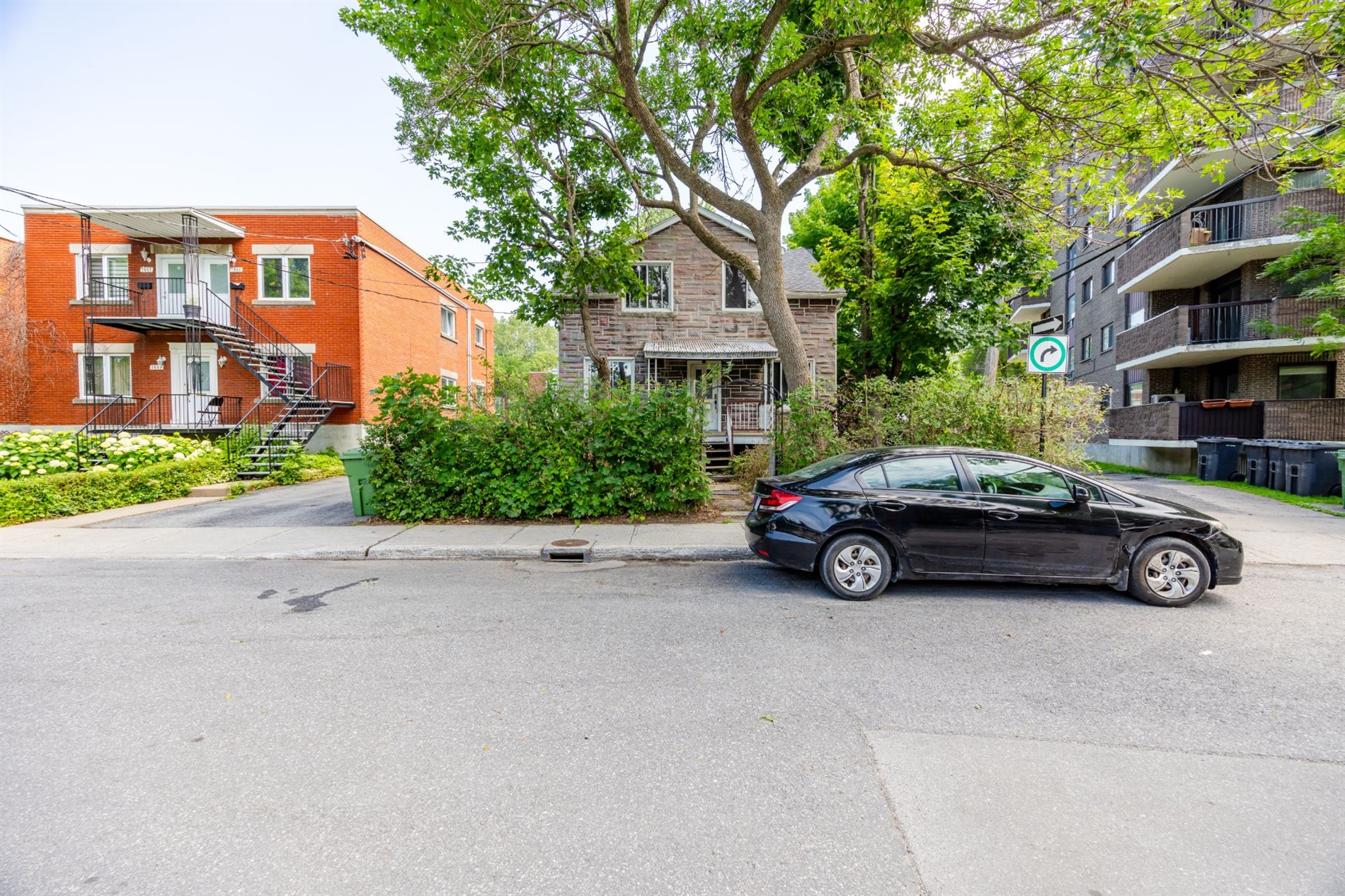 7050 Av. De Montmagny — photo 2
