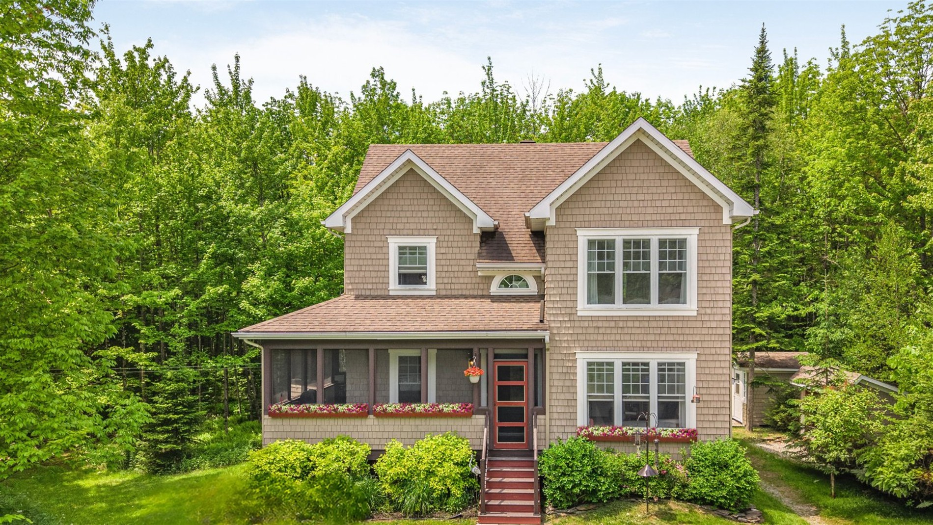 439 Rue Alvin-C.-Mitson — photo 2