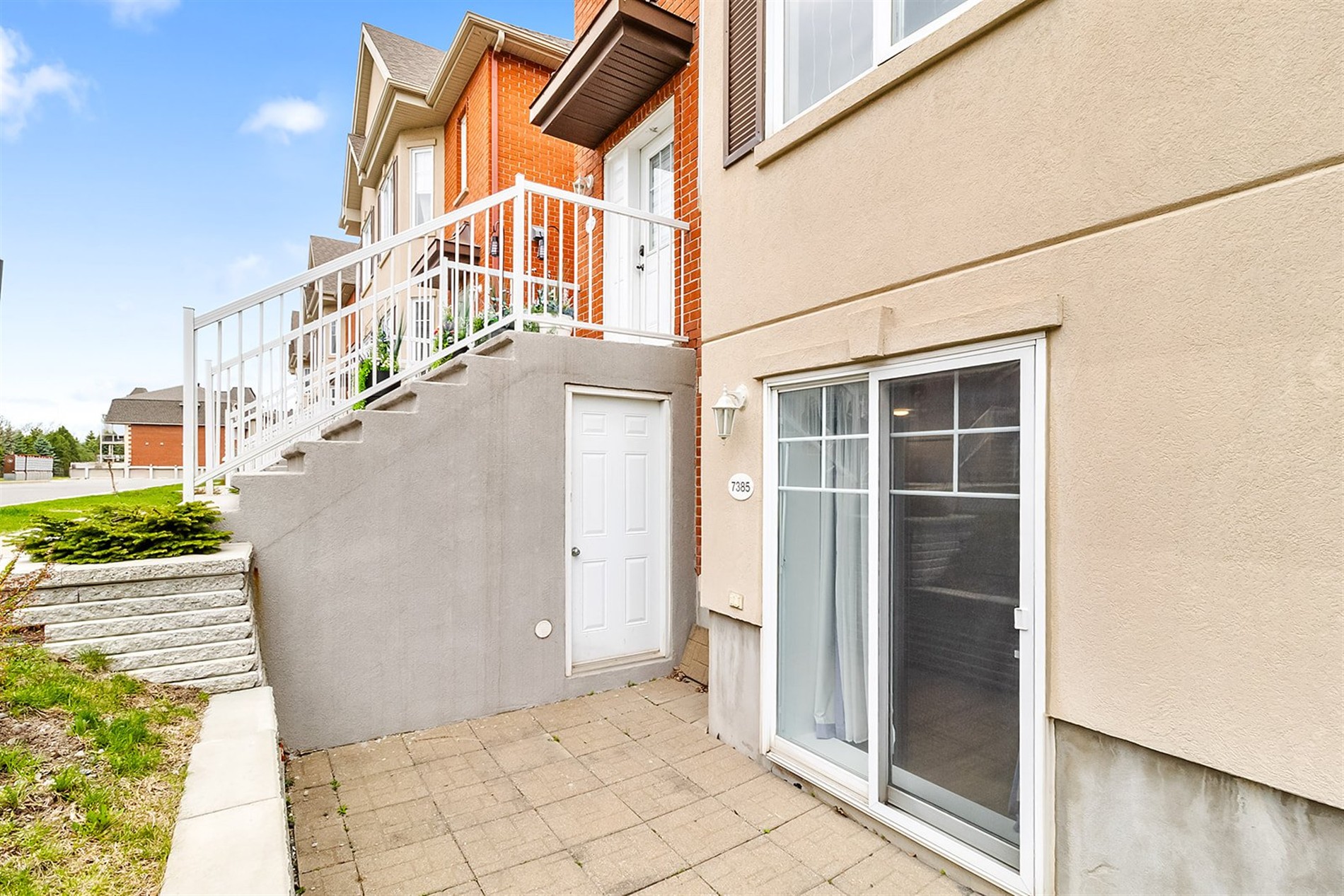 7385 Rue du Chardonneret — photo 3