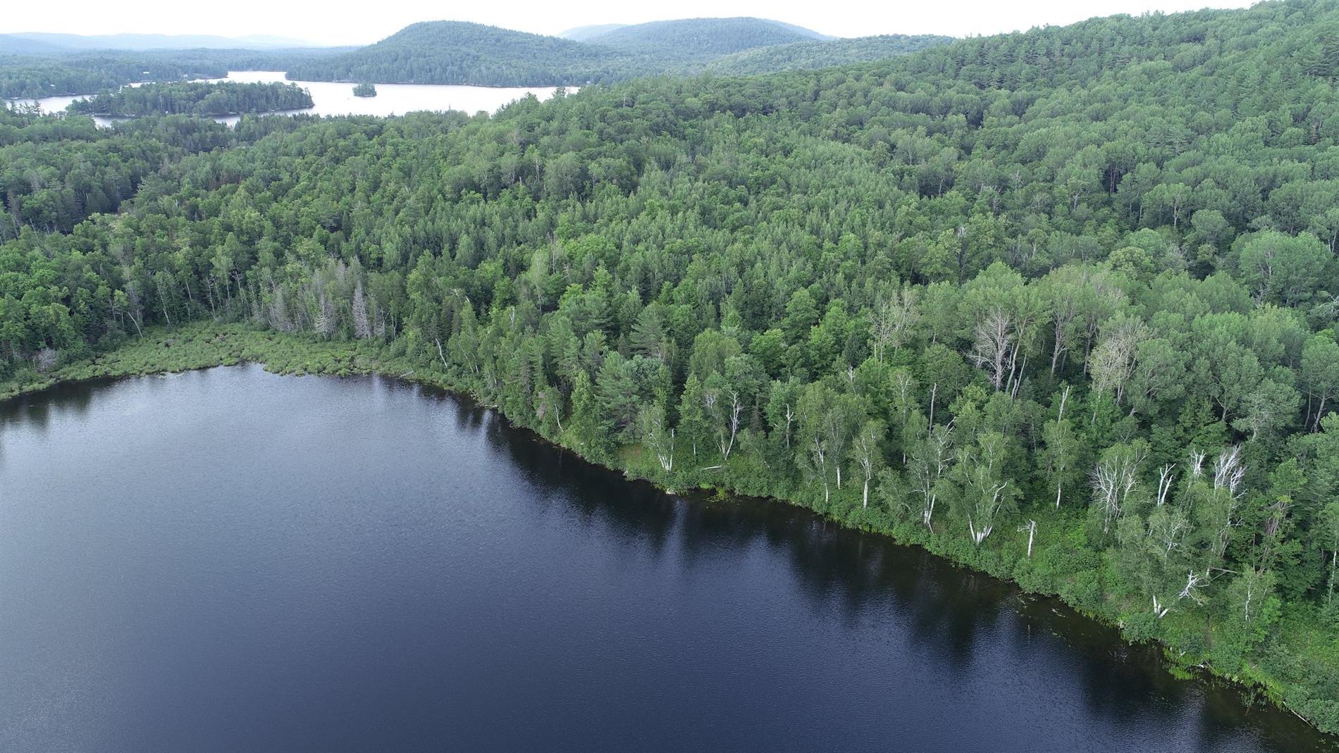 Ch. du Lac-des-Îles — photo 2