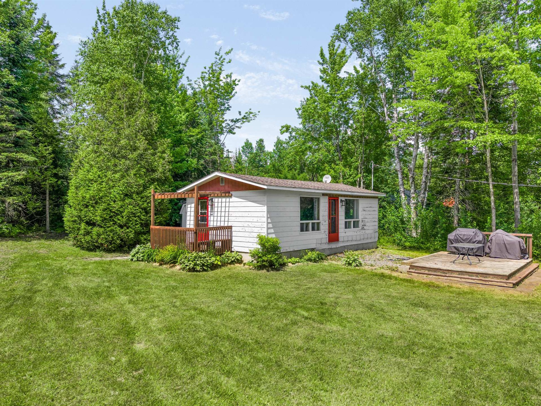 5589 Ch. de la Baie-Lafrance — photo 1