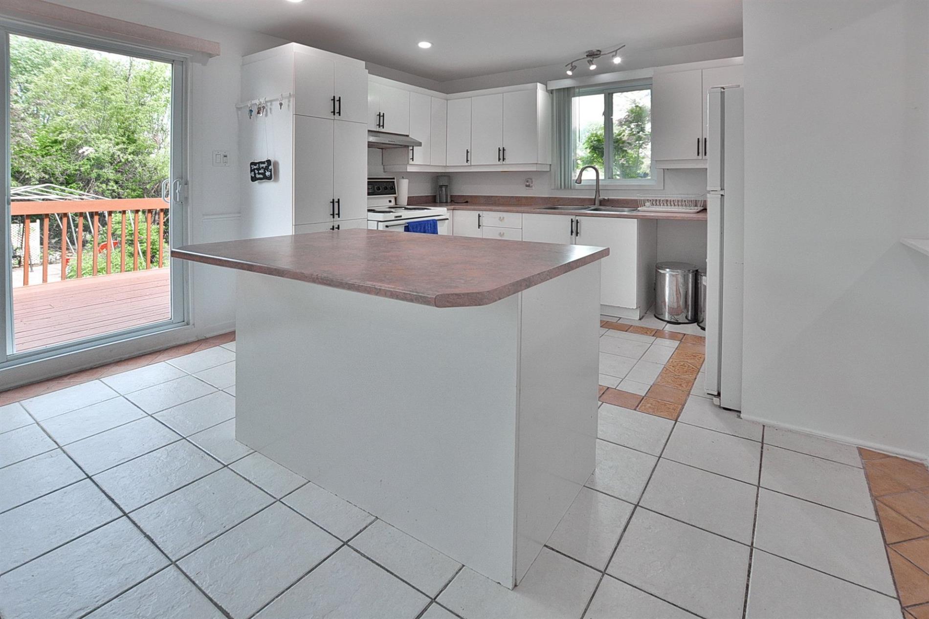 5220 Rue Bisaillon — photo 3