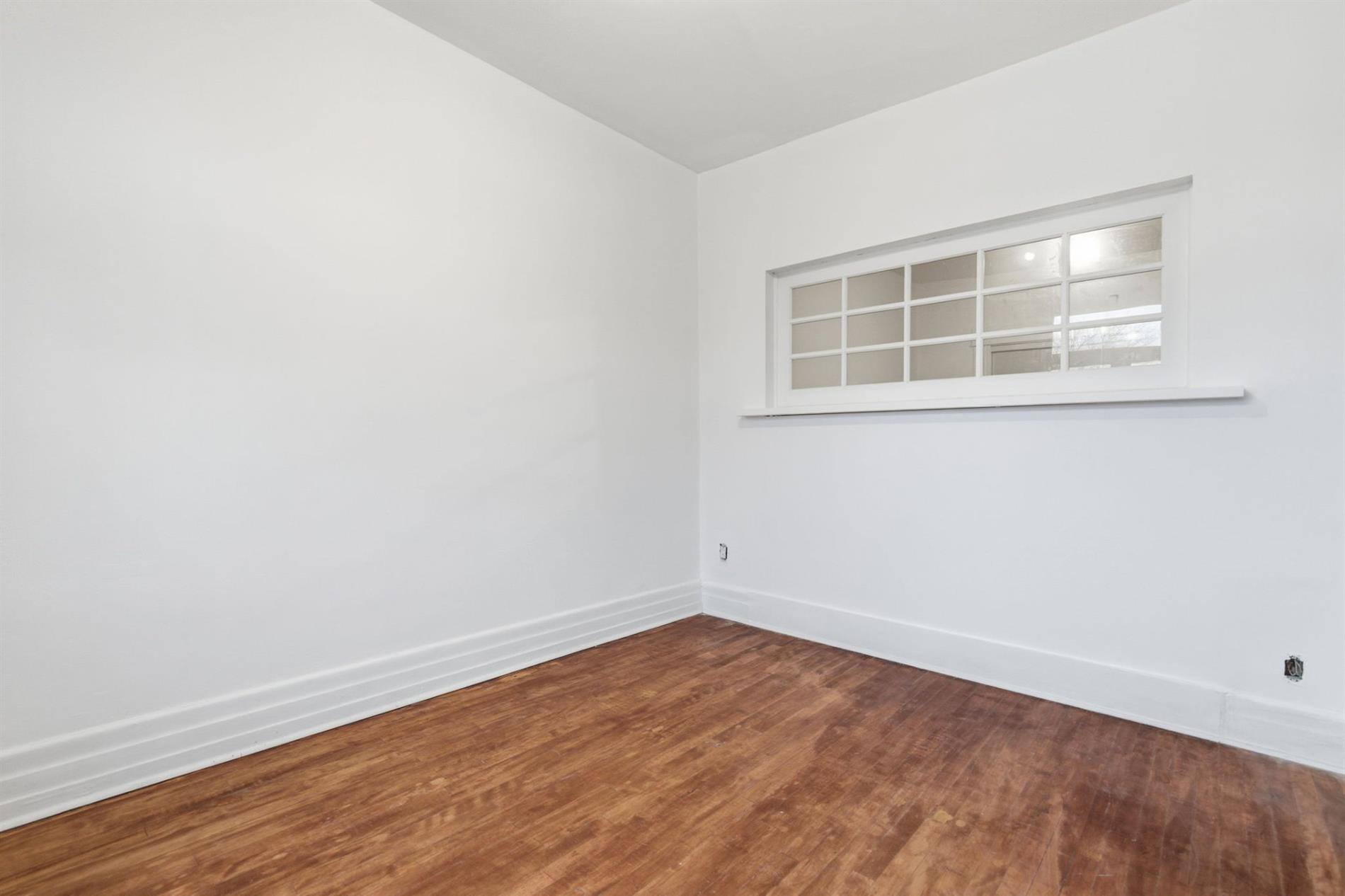 2505-2513 Rue Jacques-Hertel — photo 3