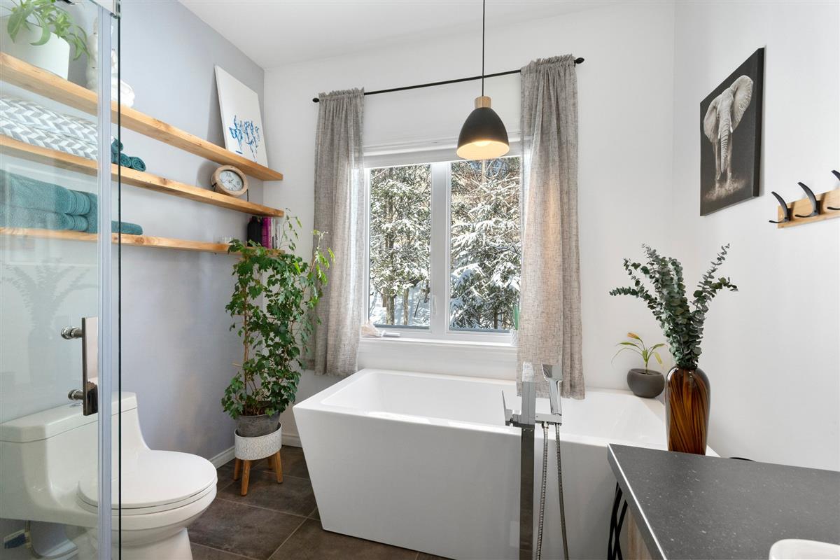 Vue 16 de la propriété réf. 11484123 – 311 Mtée du Versant-Sud S. J8C 2Z7