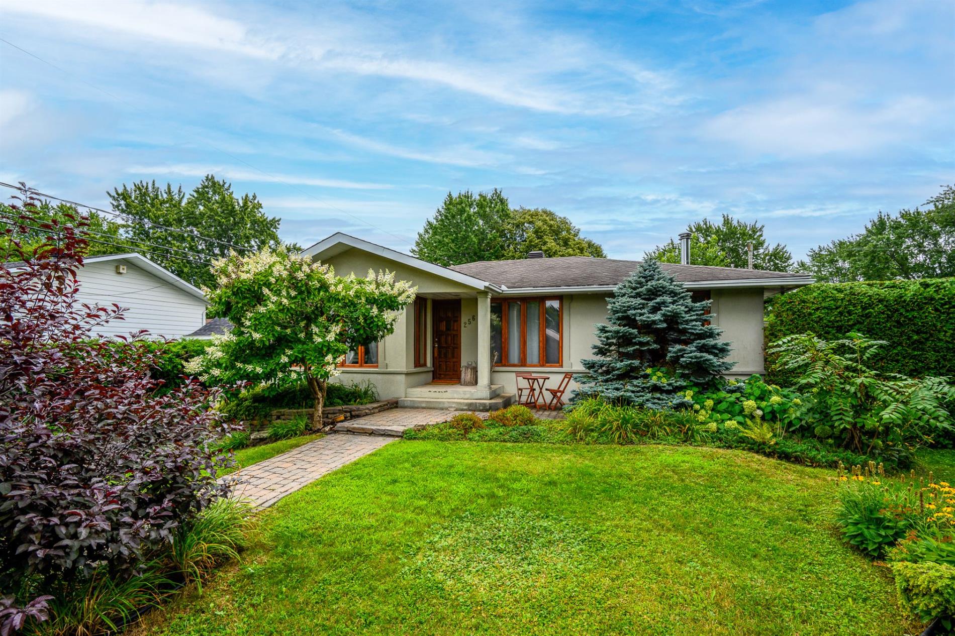 256 Rue Martigny — photo 1