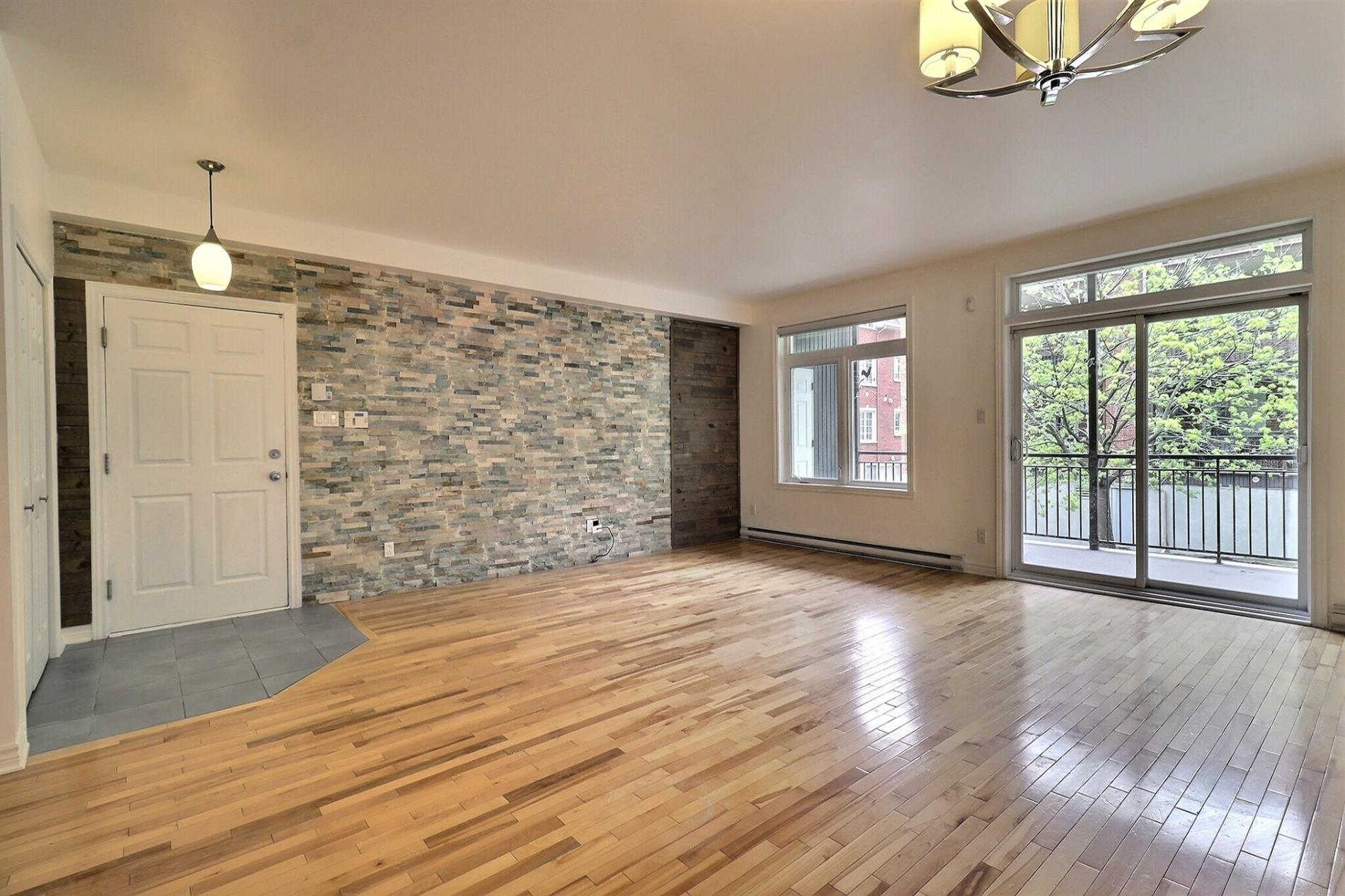 102-14033 Boul. Cavendish — photo 3