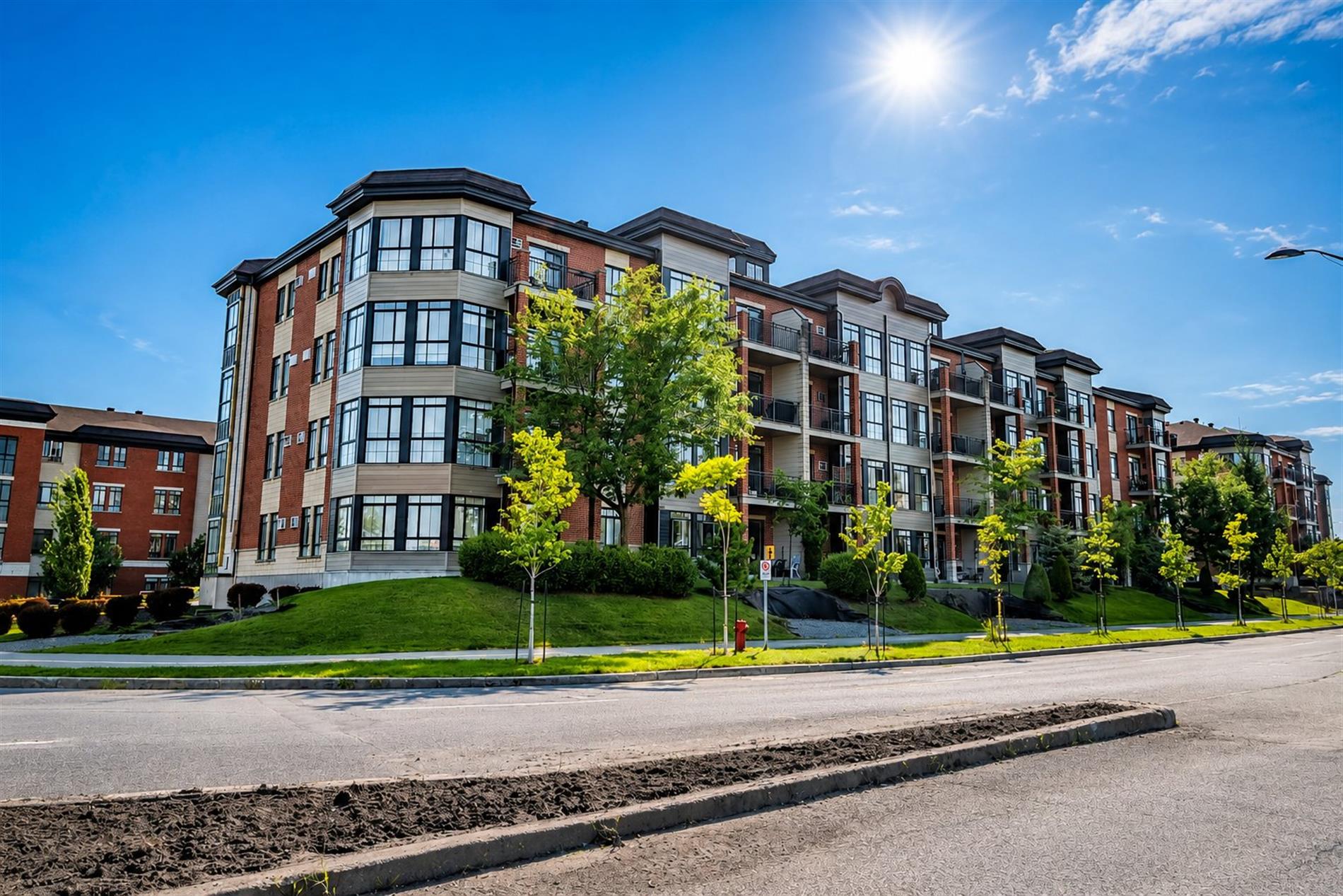 200 Av. du Golf — photo 1