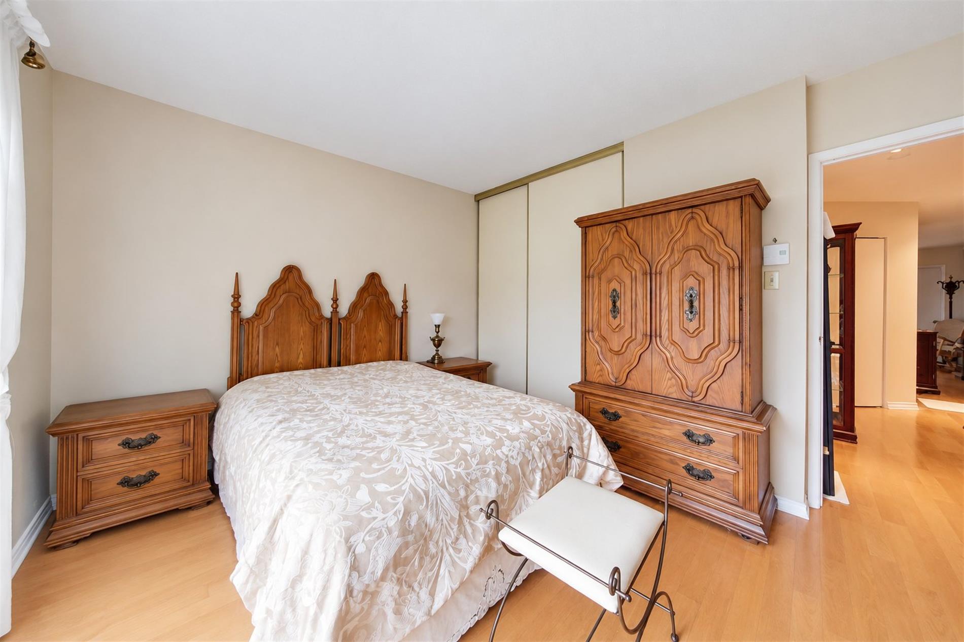 8411-8419 Rue Oscar-Roland — photo 3