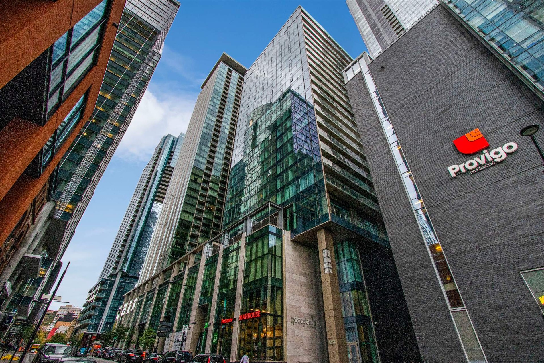 1051 Rue de la Montagne — photo 1