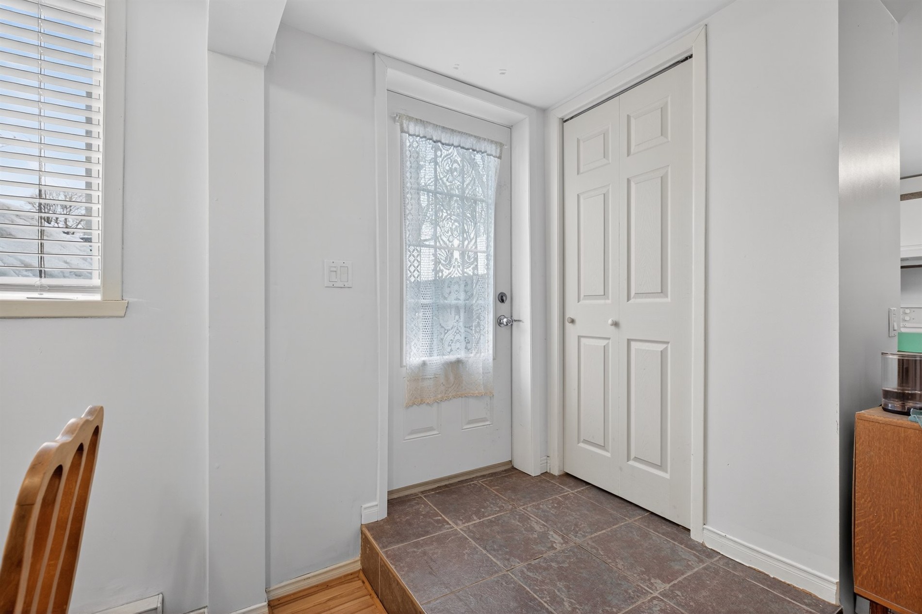 994 Av. Casot — photo 2