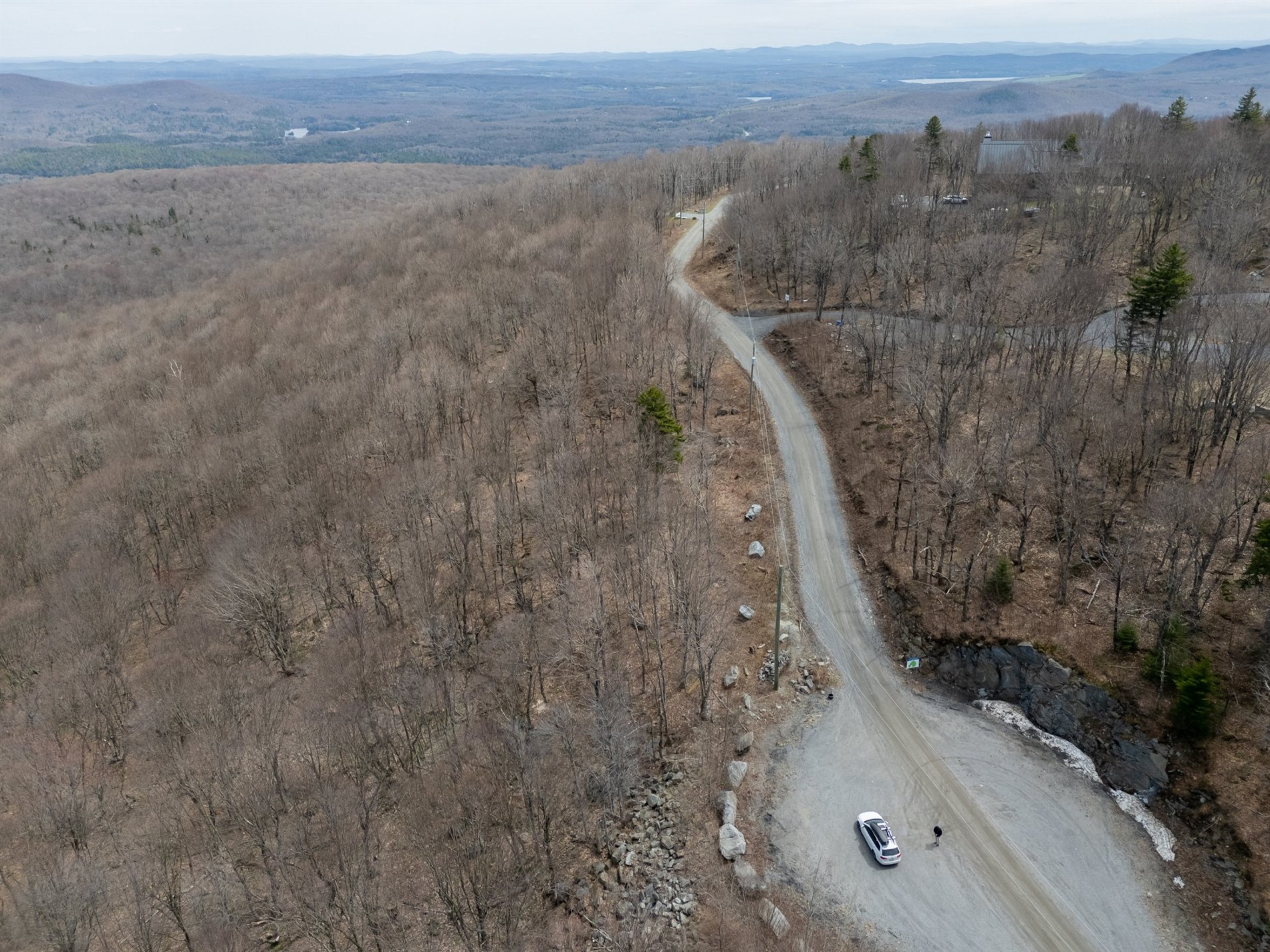 18Z Allée du Panorama — photo 2