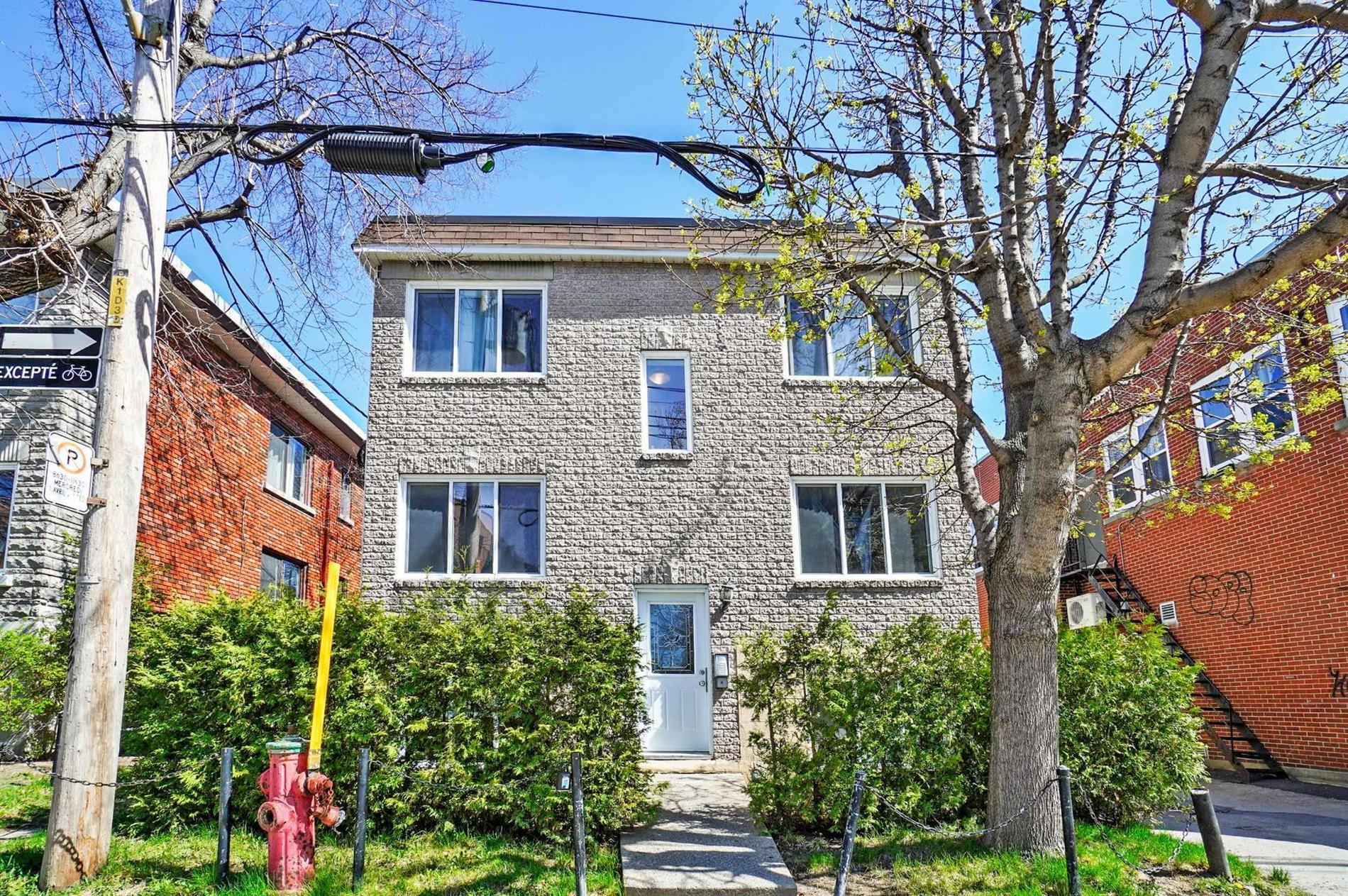 2515 Rue Bossuet — photo 2