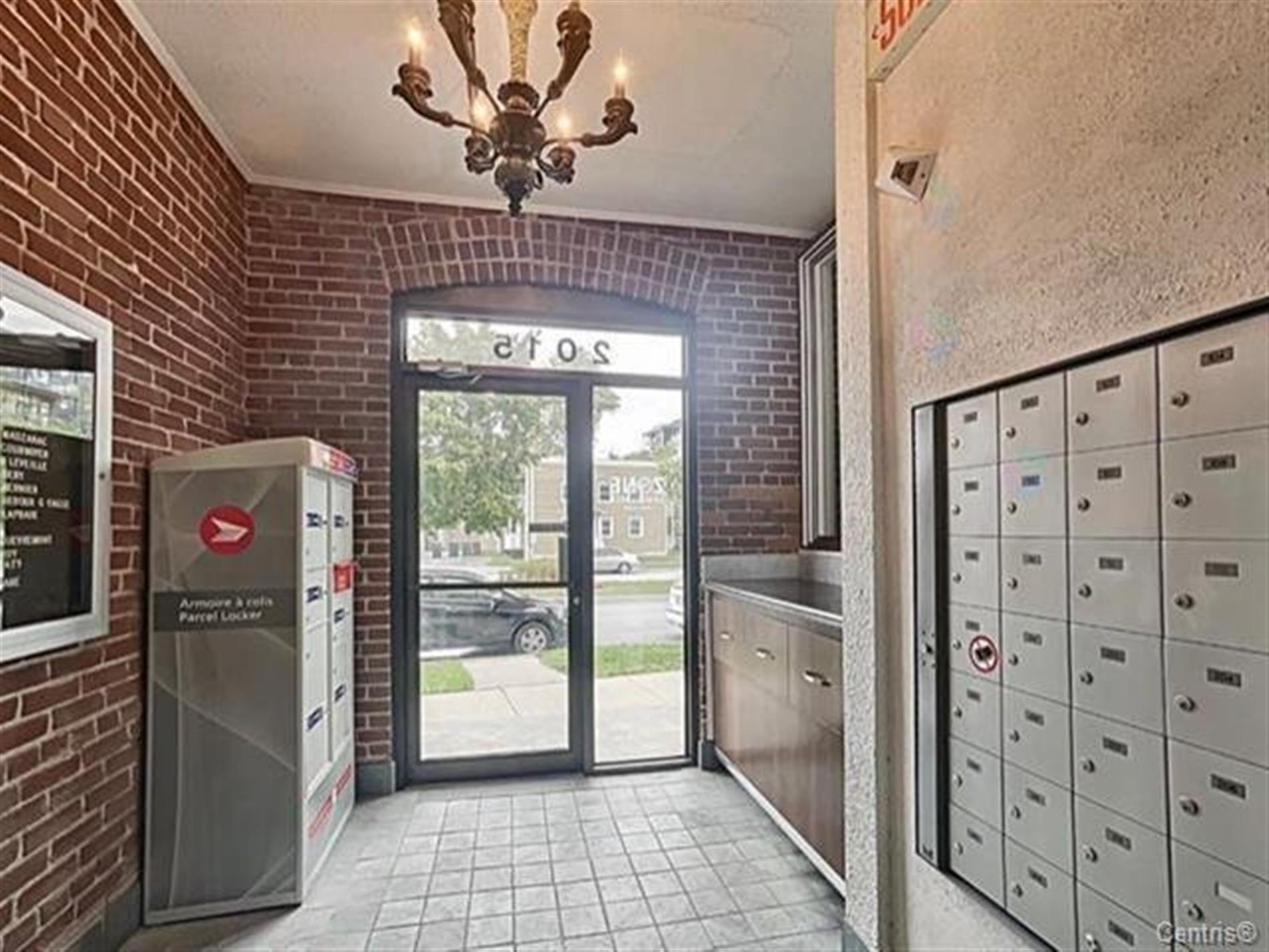 101-2015 Boul. Laframboise — photo 2