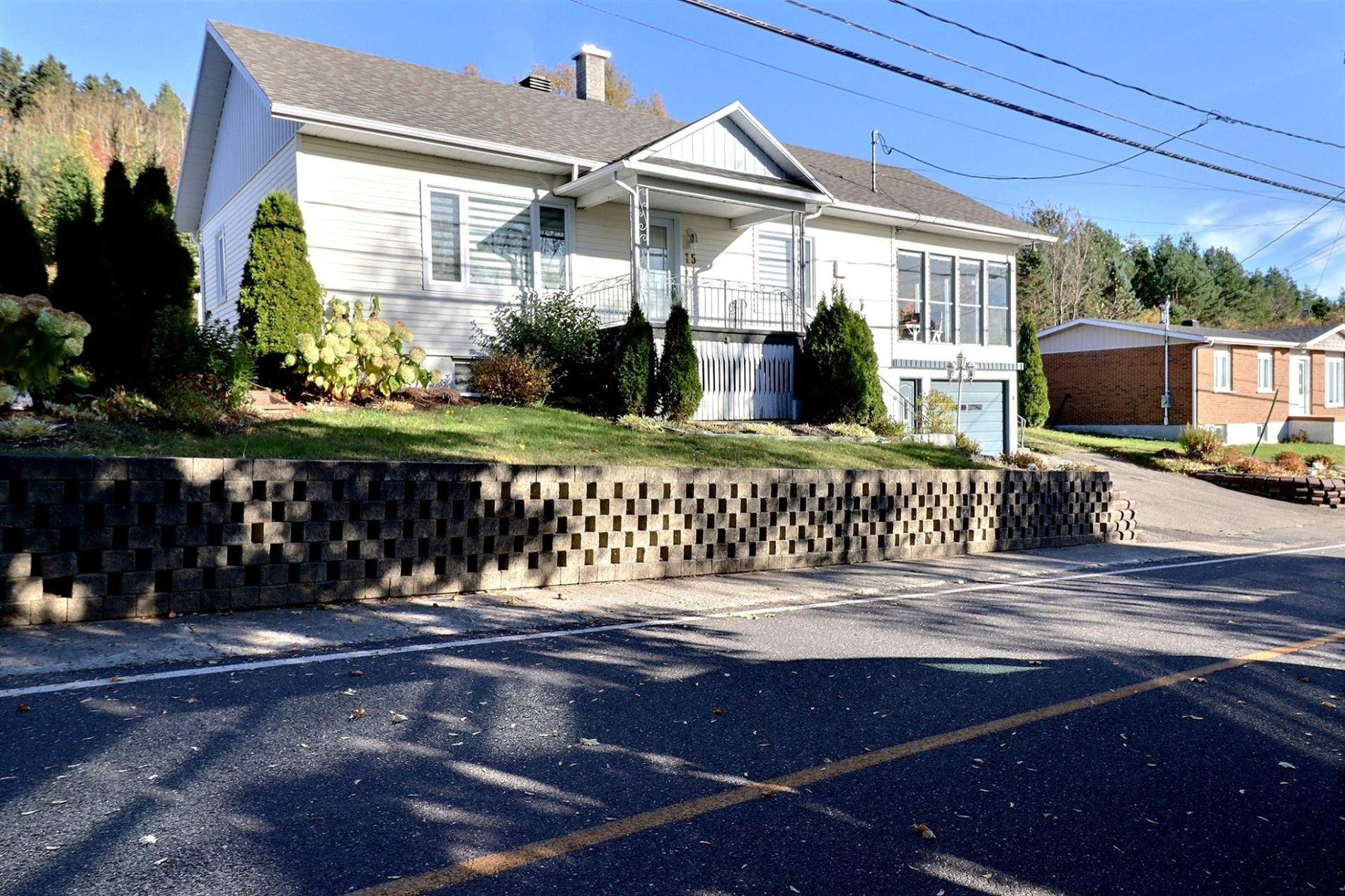15 Rue St-Jean-Baptiste — photo 1