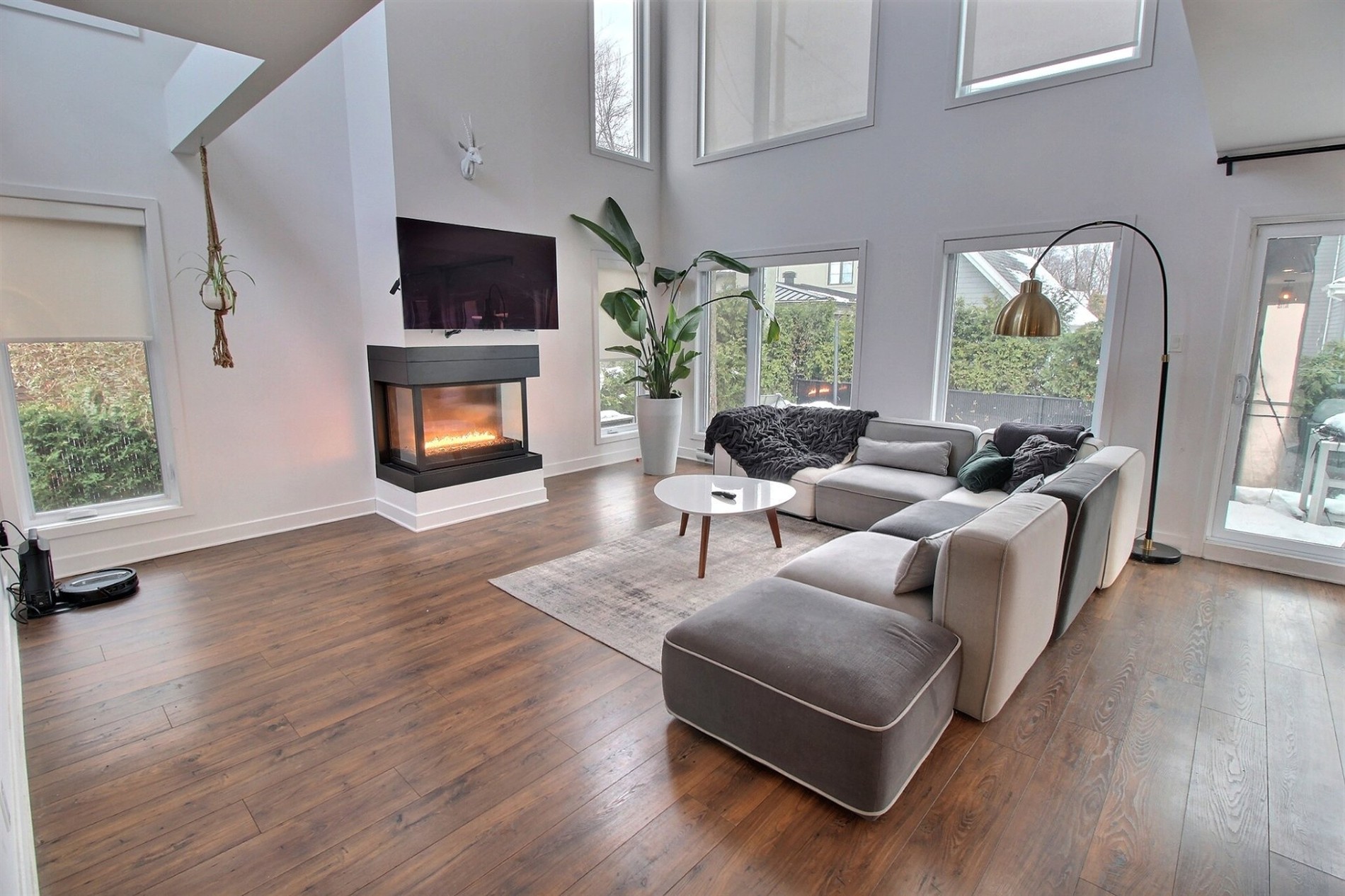 2160 Av. Jeanne-Daigle — photo 3