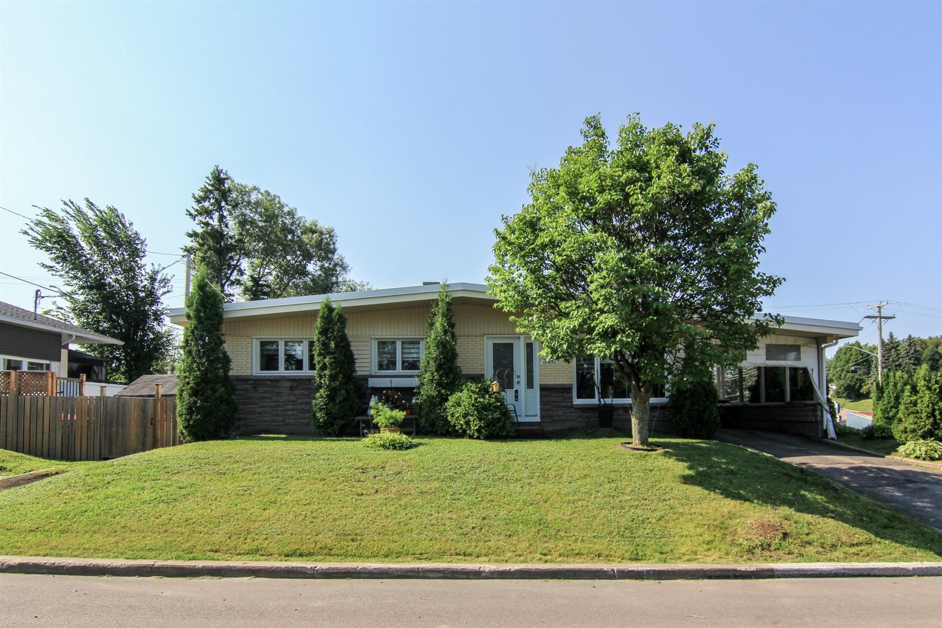 3487 Rue J.-O.-Fraser — photo 1