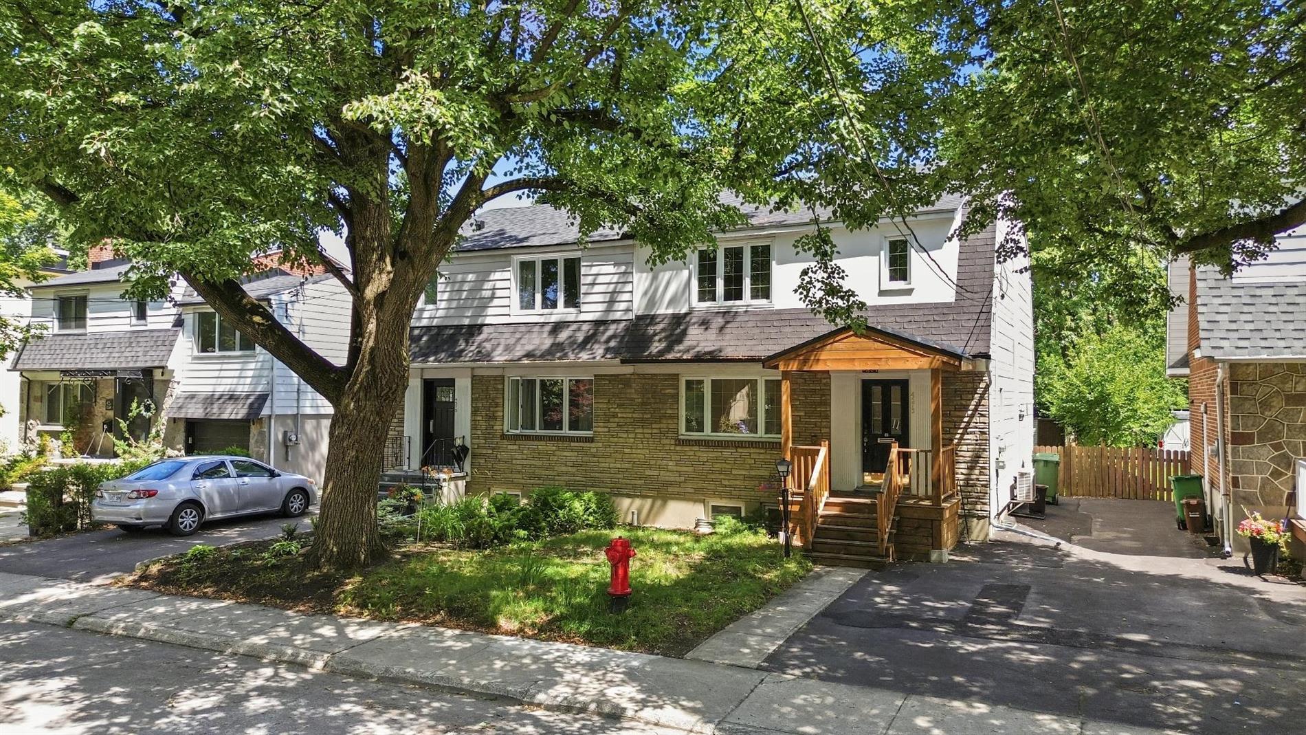 4573 Av. de Mayfair — photo 1
