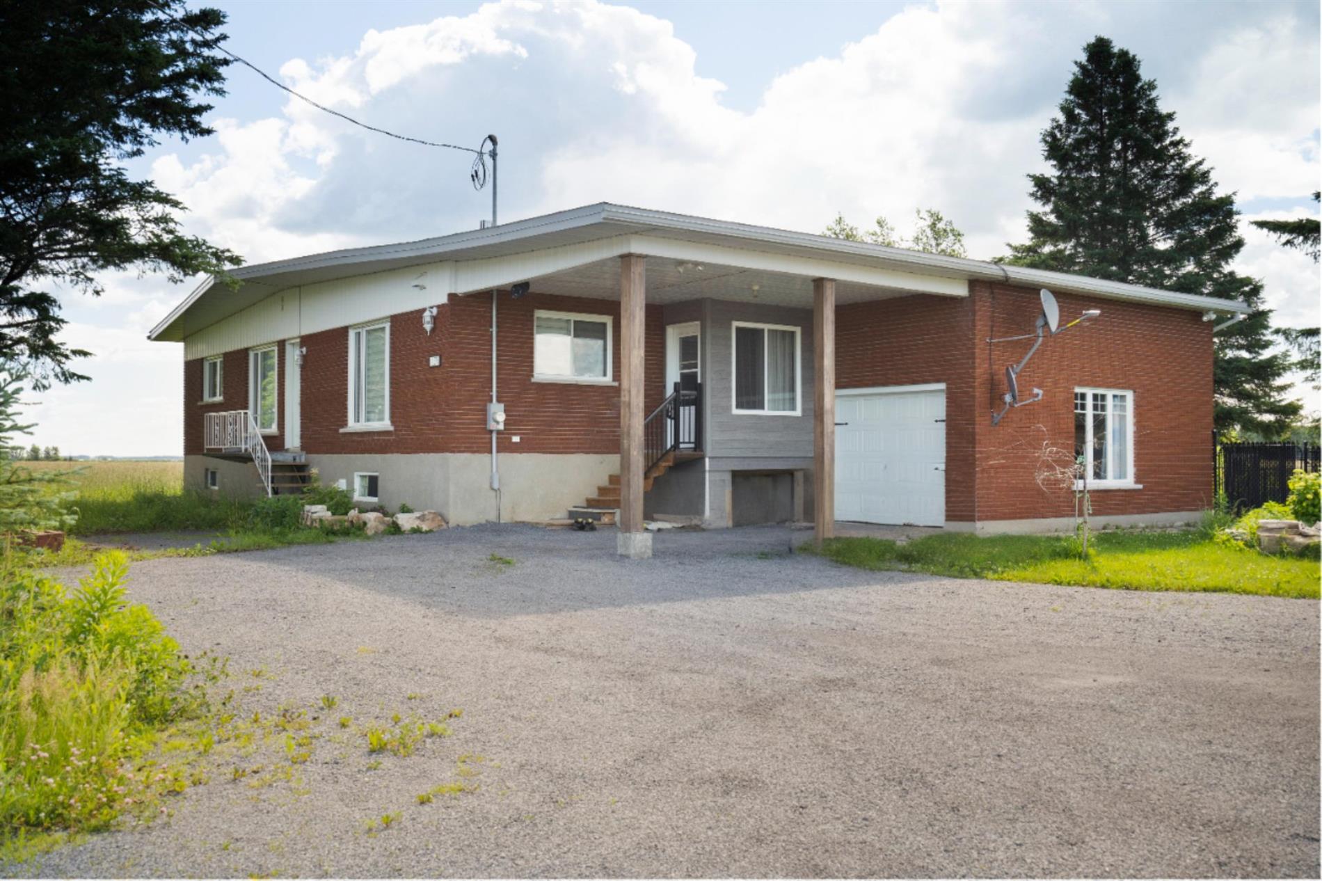 11576 Rg Giroux — photo 1