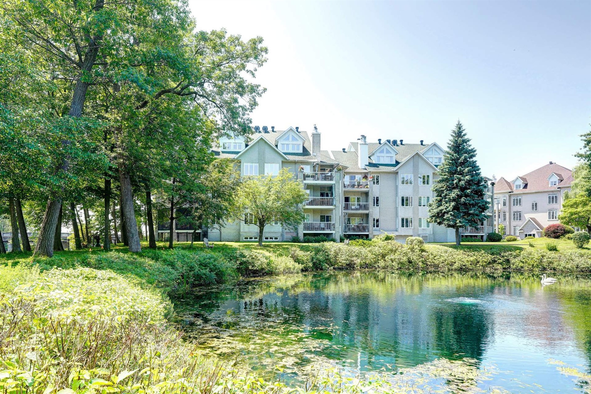 301-33 Ch. des Îles-Yale — photo 2