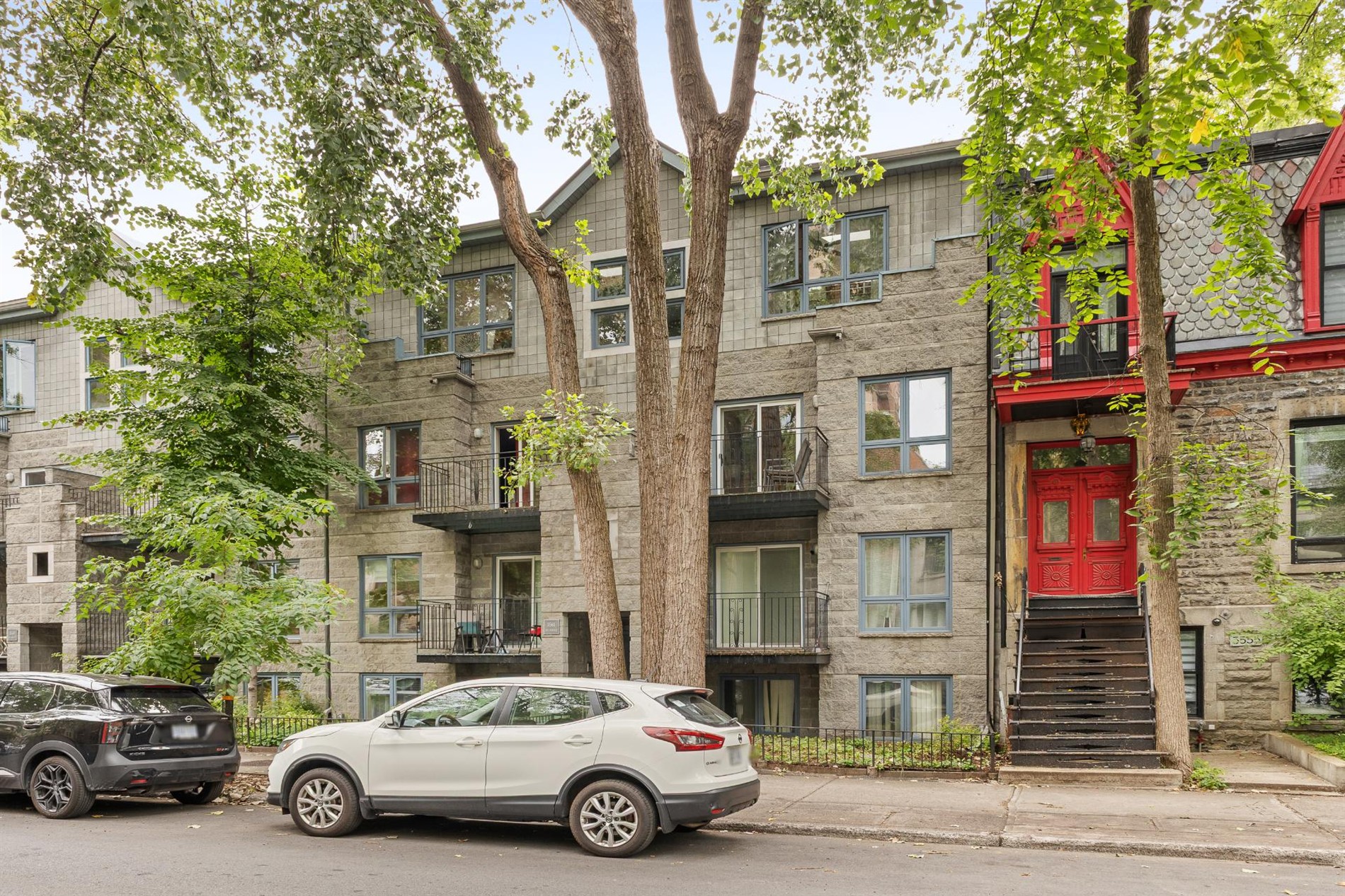 7-3561 Rue Ste-Famille — photo 2