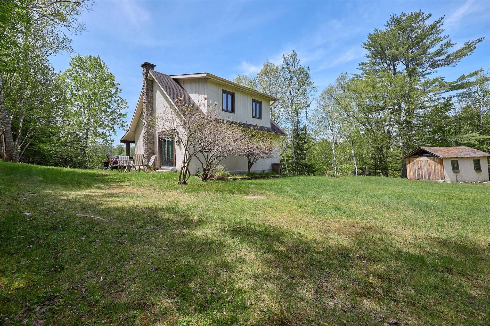 553 Ch. du Lac-Lanthier E. — photo 1