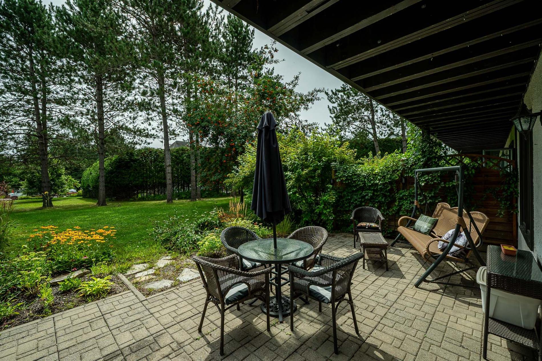 2-130 Av. St-Jacques — photo 2