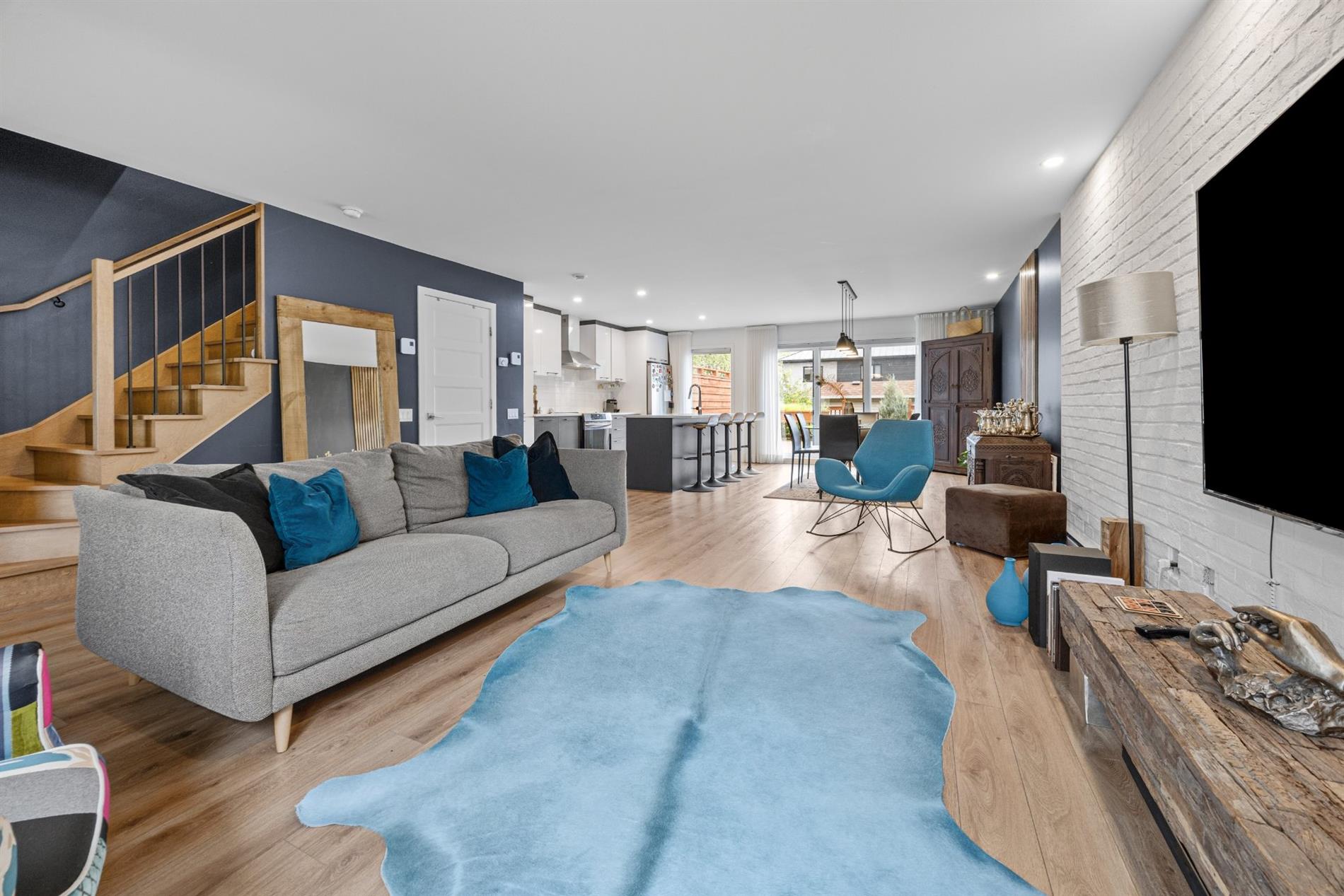 4334 Rue des Montgolfières — photo 1