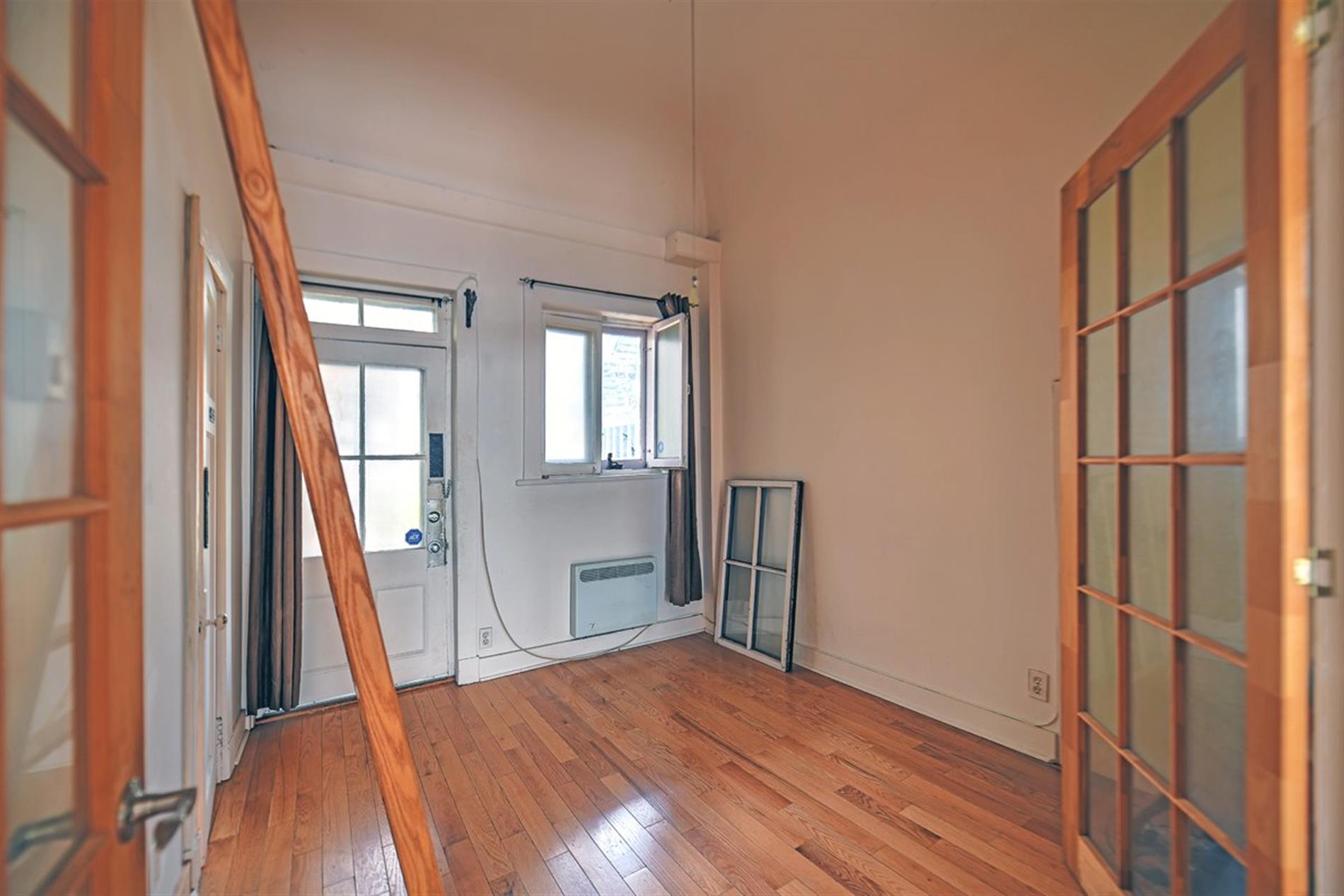 25 1/2 Rue St-Flavien — photo 2