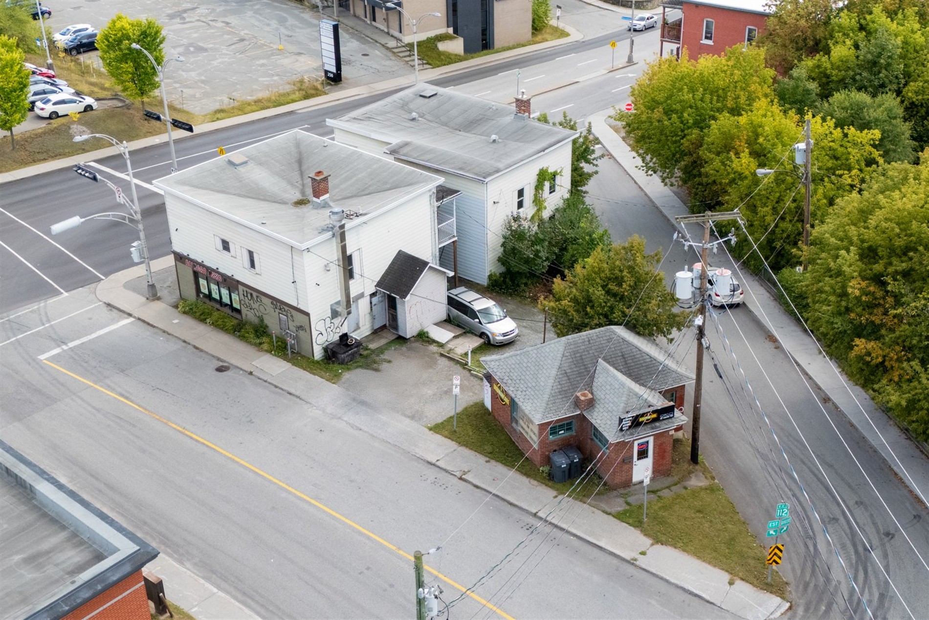 267Z Rue King E. — photo 1
